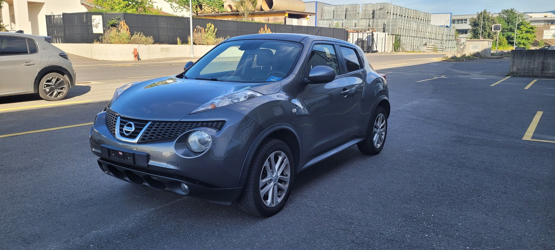 NISSAN Juke 1.6 DIG-T tekna 4x4 Xtronic M-CVT-image-0