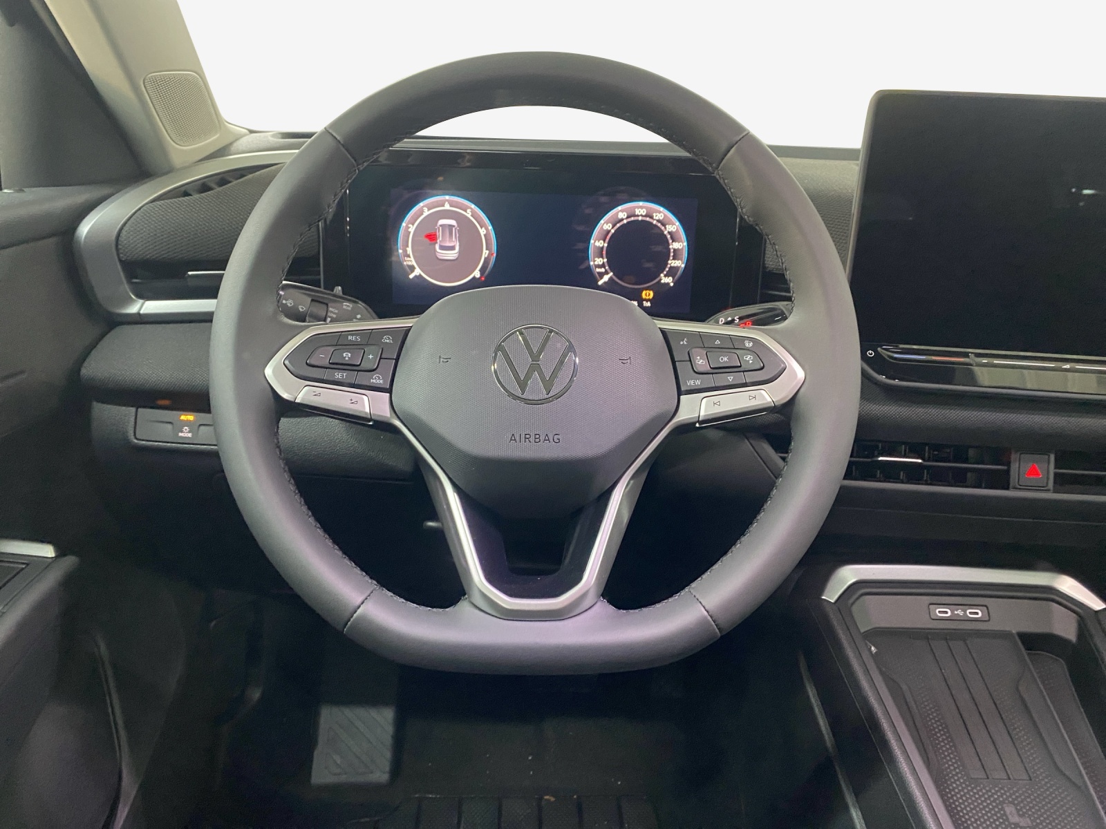VW T-Roc 1.5 eTSI mHEV Life DSG-image-10