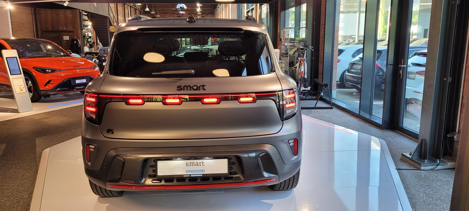 SMART #5 100kWh Brabus AWD, 646 PS, Aktions-Leasing 0%, ab sofort verfügbar-image-3