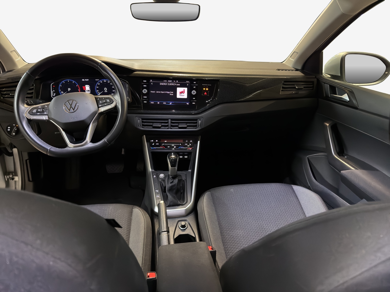 VW Taigo 1.0 TSI Life DSG-image-10