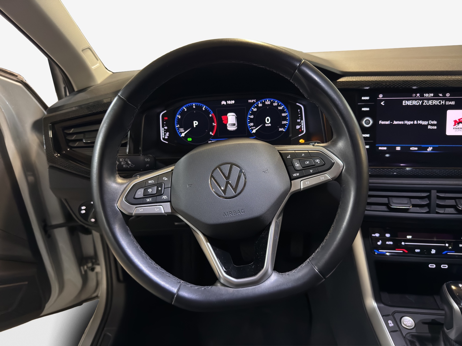 VW Taigo 1.0 TSI Life DSG-image-9