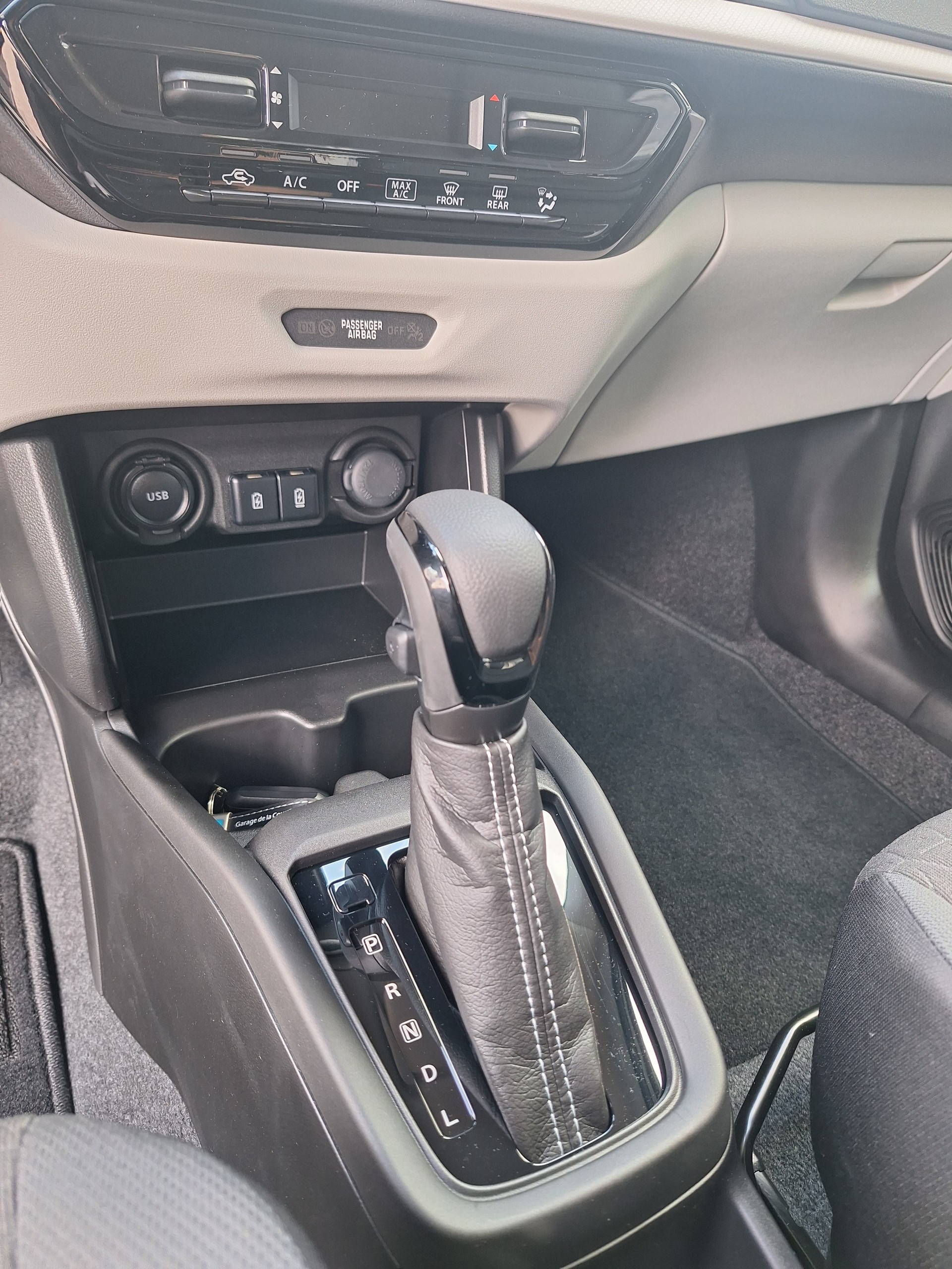 SUZUKI Swift 1.2 Compact+ Hybrid CVT-image-8