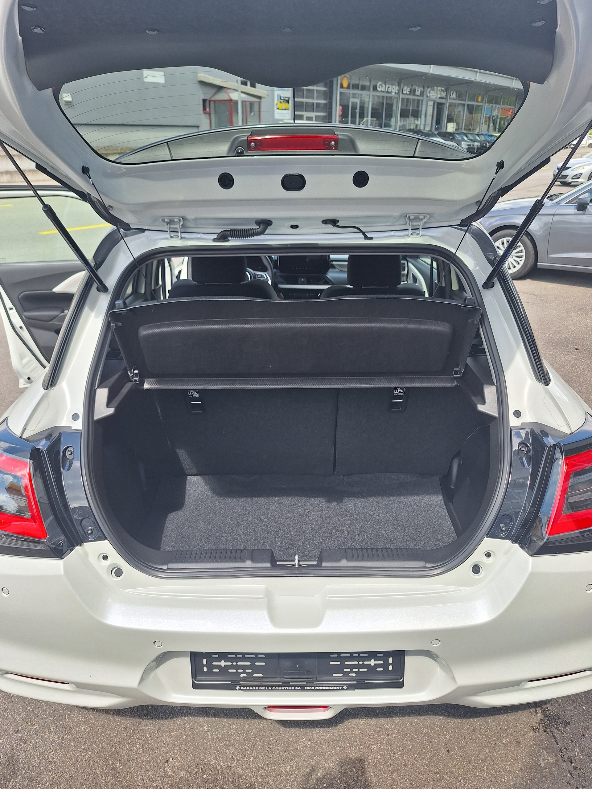 SUZUKI Swift 1.2 Compact+ Hybrid CVT-image-11