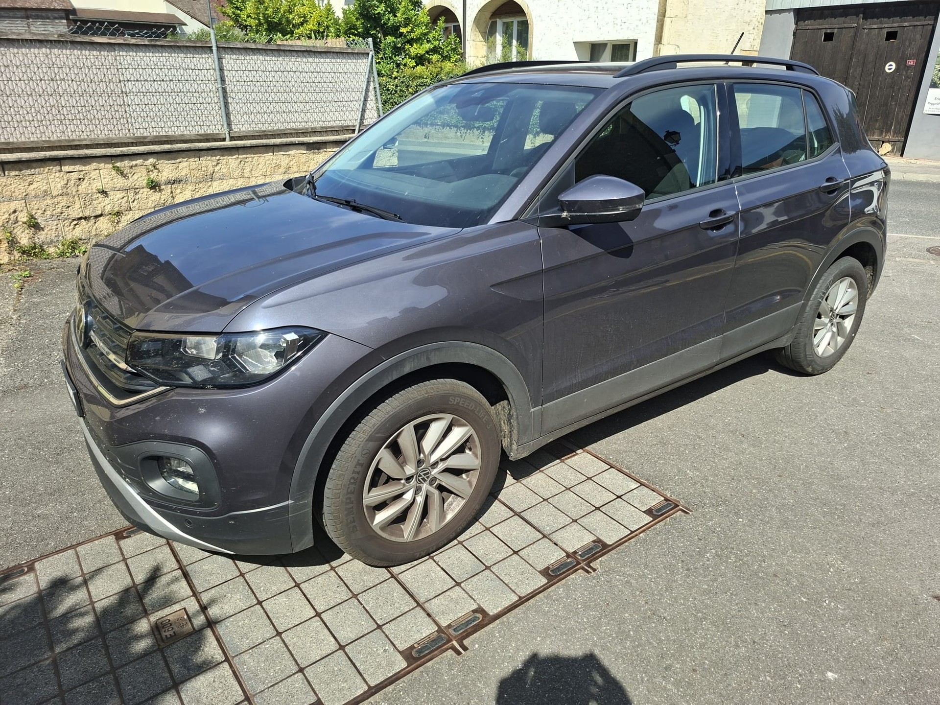 VW T-Cross 1.0 TSI 110 Life DSG-image-0