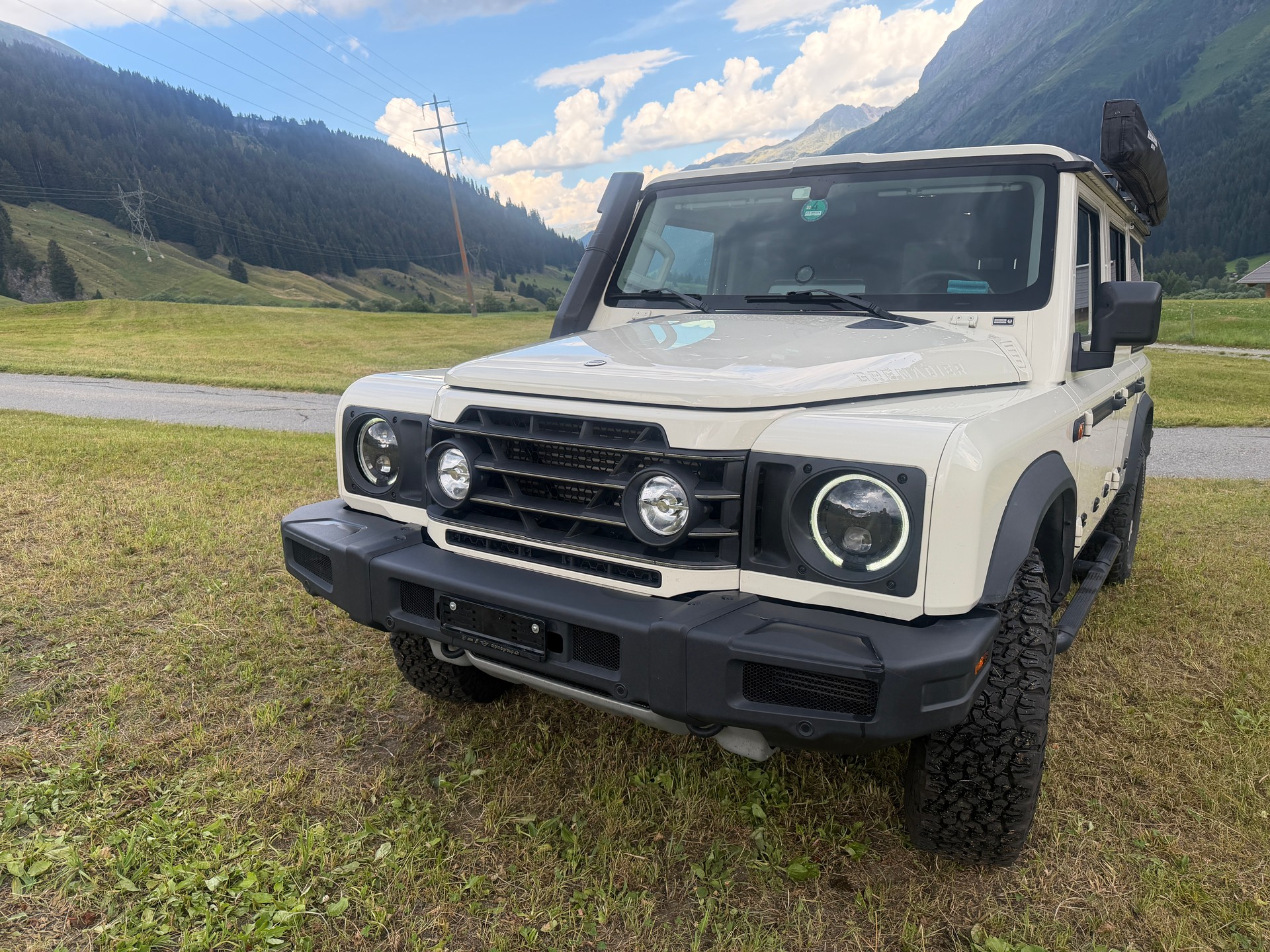 INEOS 3.0 TD Trialmaster Camper-image-1