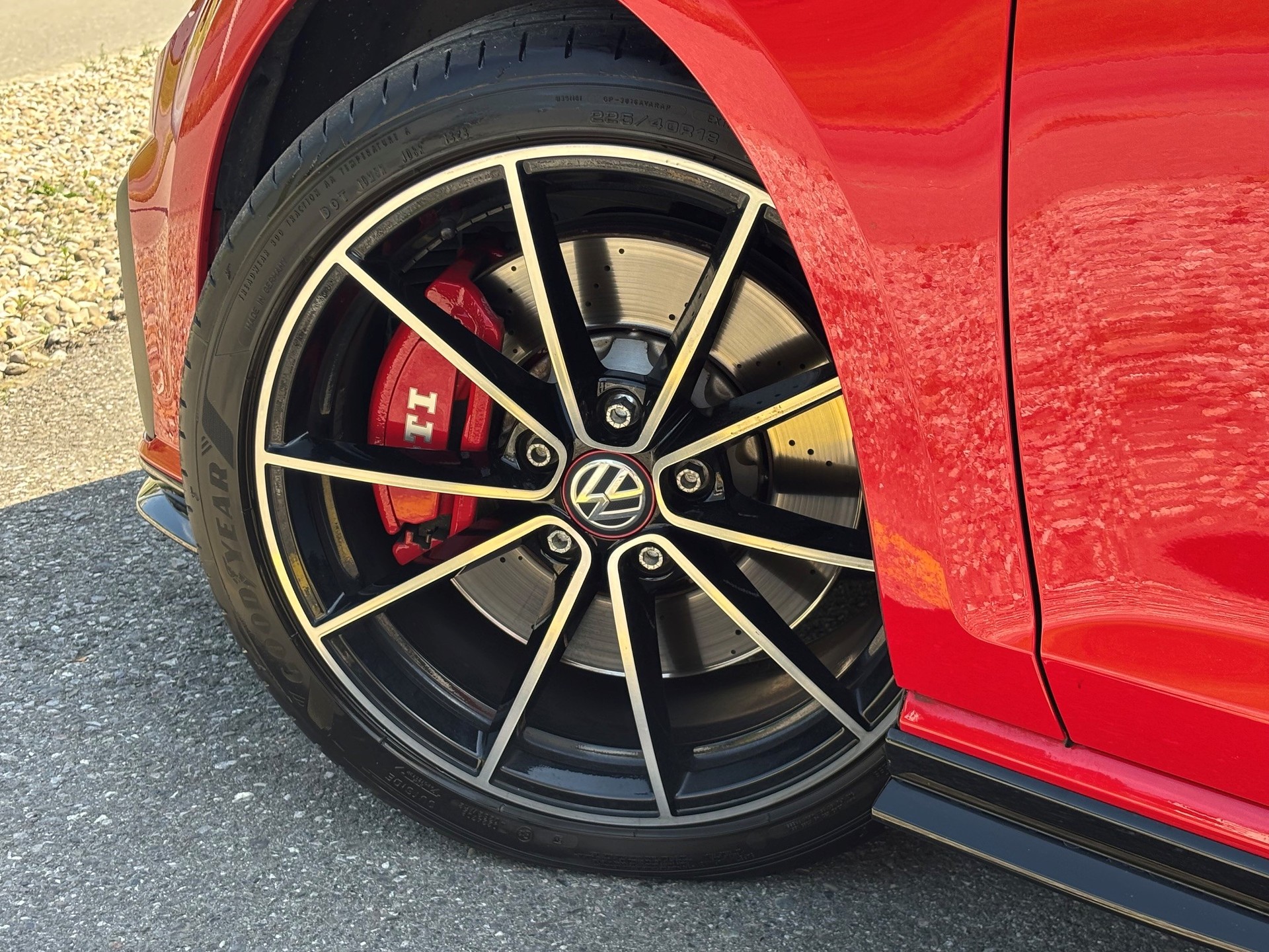 VW Golf 2.0 TSI GTI TCR DSG-image-4