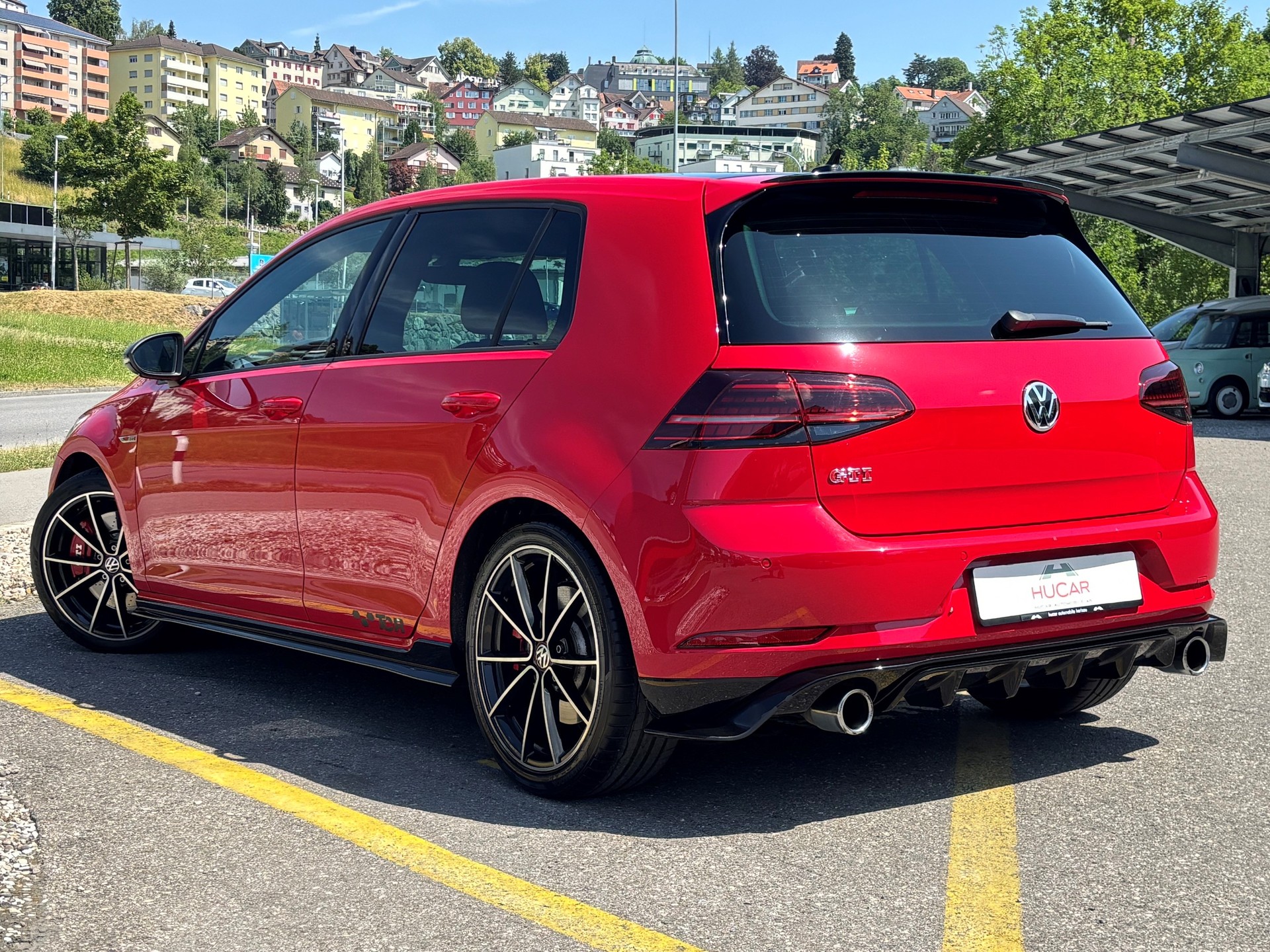 VW Golf 2.0 TSI GTI TCR DSG-image-1