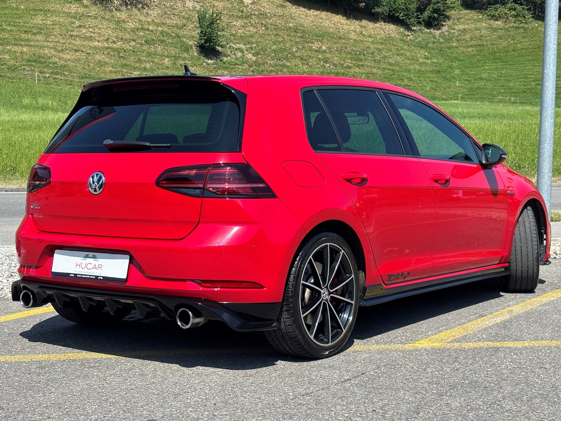 VW Golf 2.0 TSI GTI TCR DSG-image-2