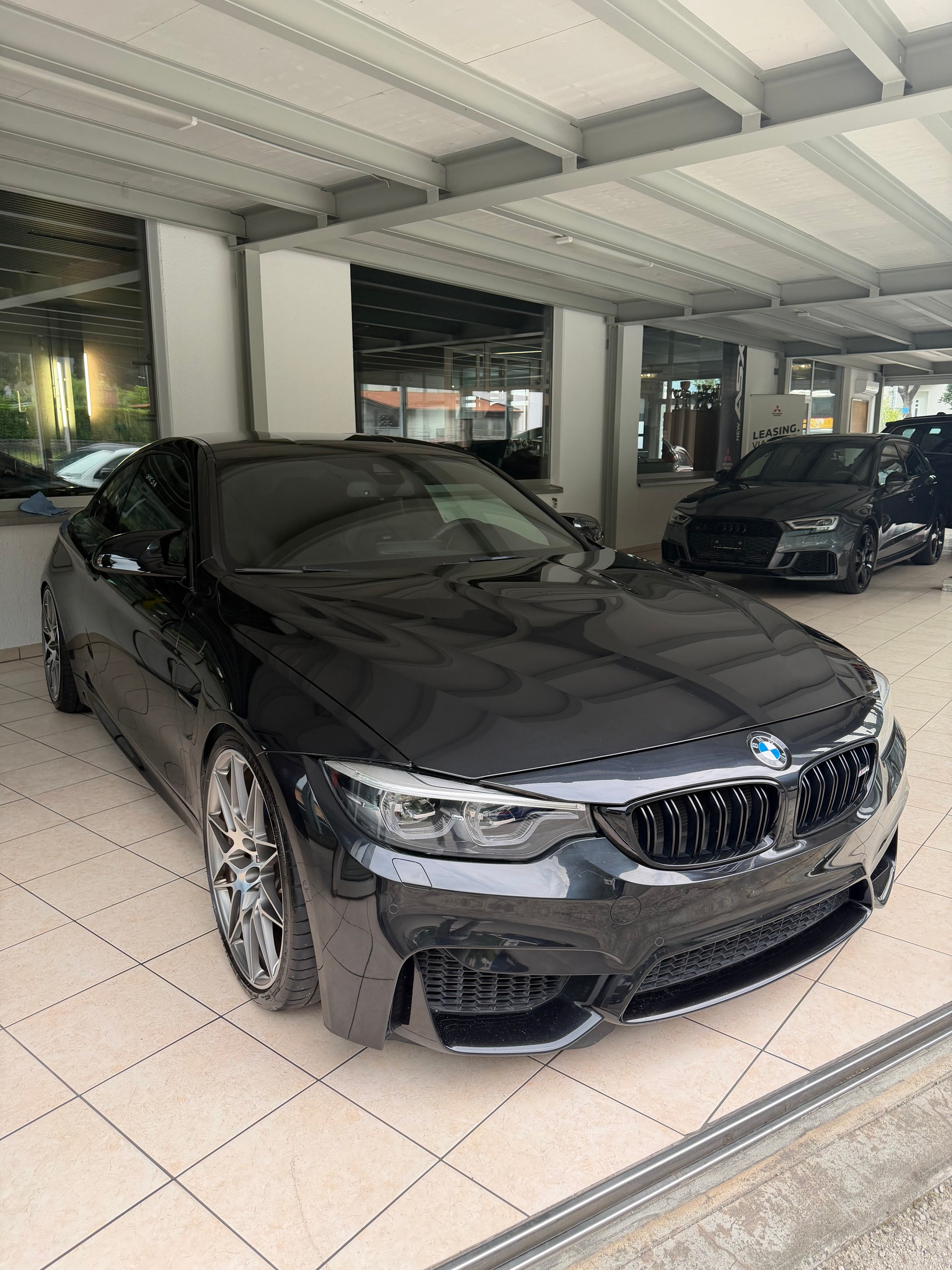 BMW M4 Coupé Competition DKG-image-8