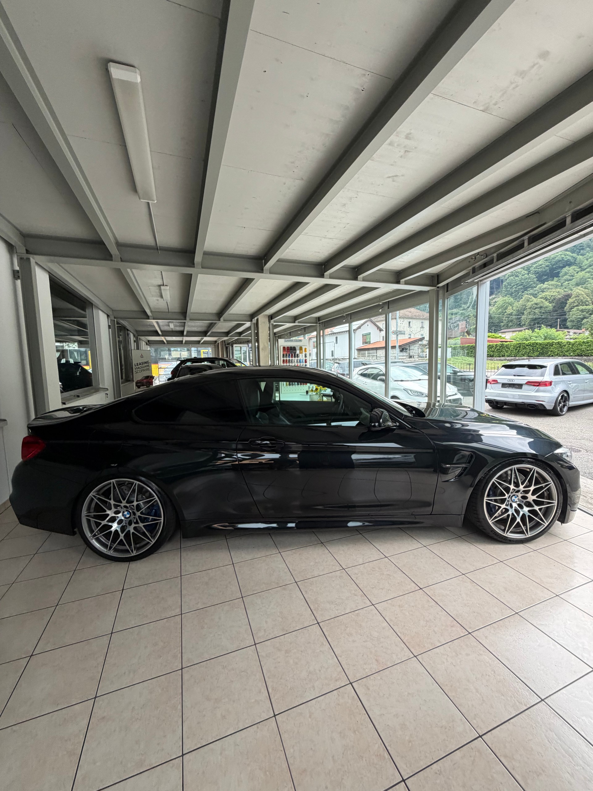 BMW M4 Coupé Competition DKG-image-6