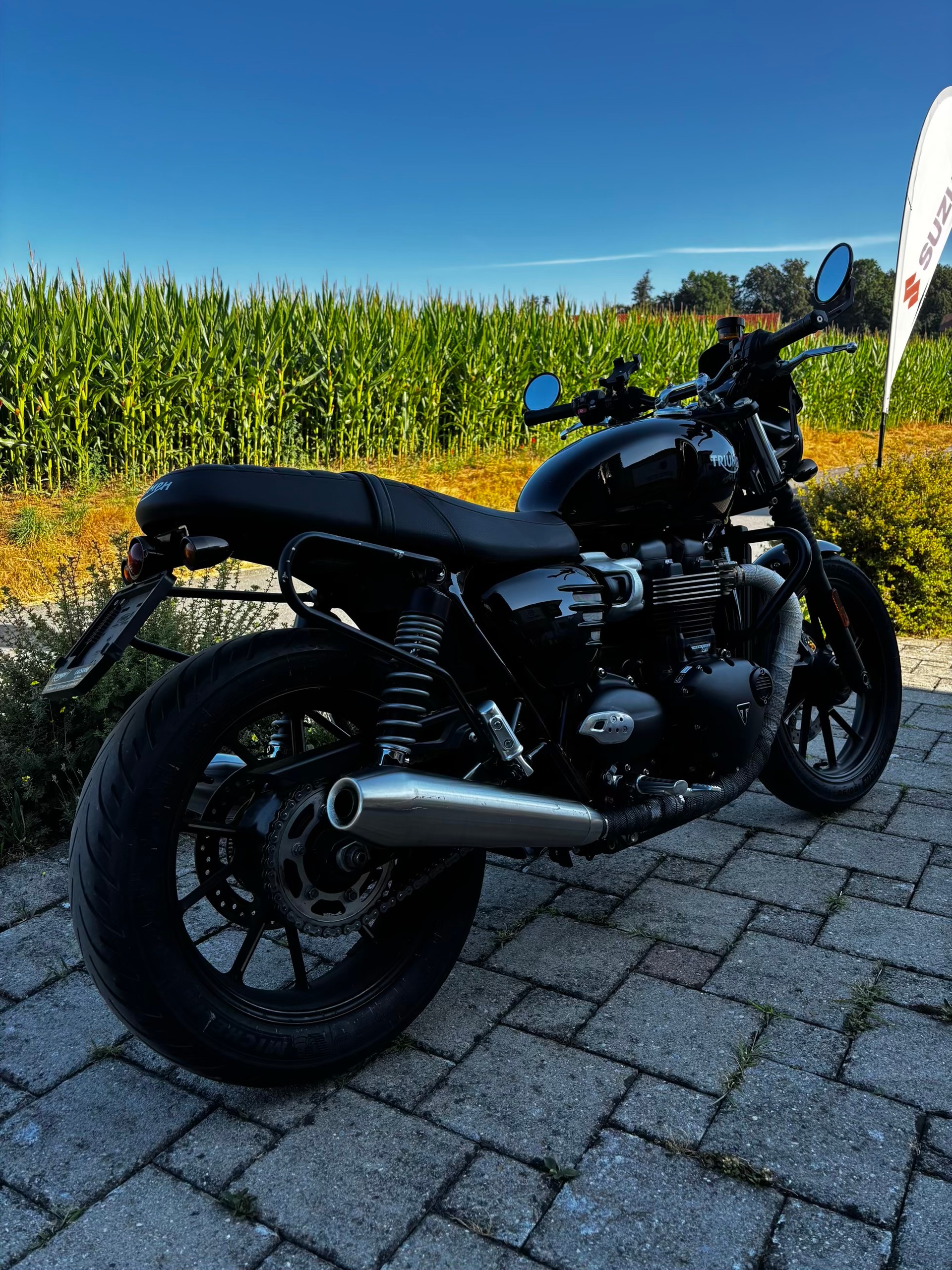 TRIUMPH Speed Twin 900-image-2