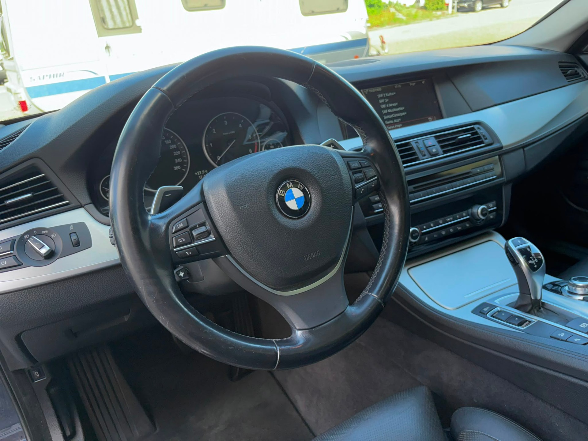 BMW 530d xDrive Touring Steptronic MFK 06.2025 NEUPREIS 116930 CHF-image-6
