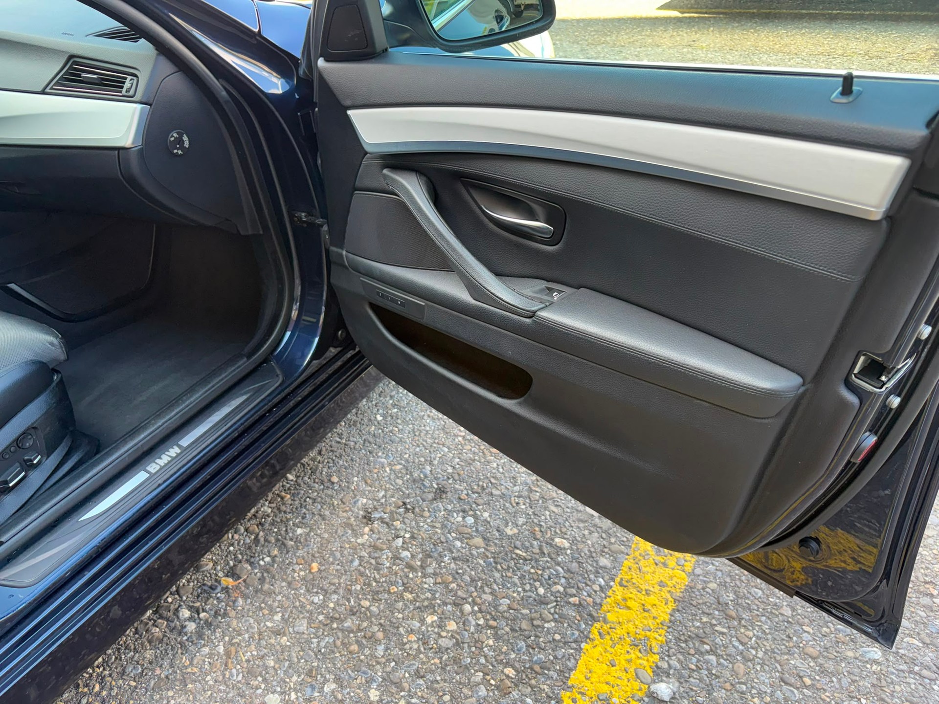 BMW 530d xDrive Touring Steptronic MFK 06.2025 NEUPREIS 116930 CHF-image-11