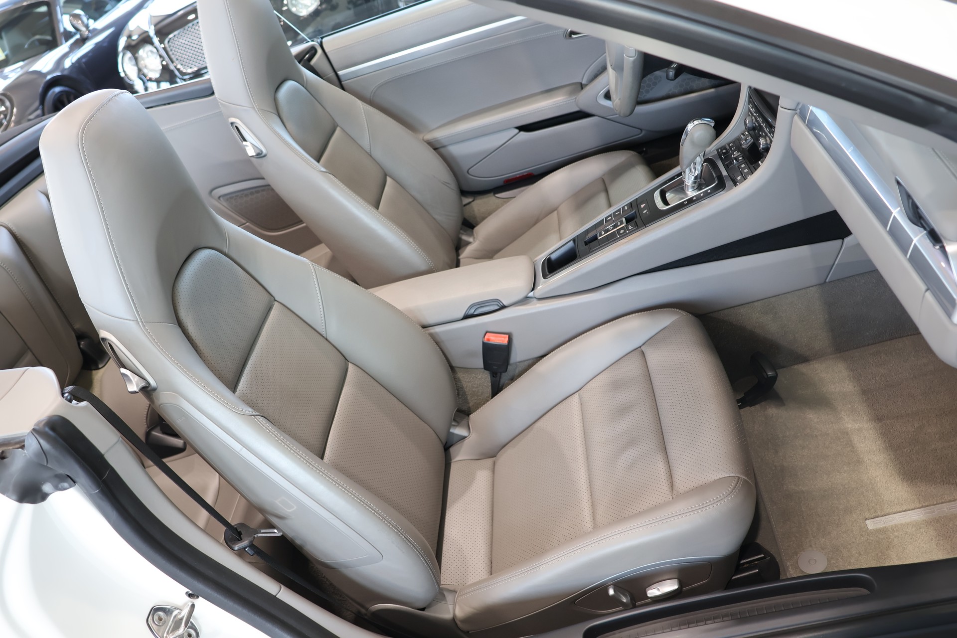 PORSCHE 911 Cabrio Carrera S PDK-image-13