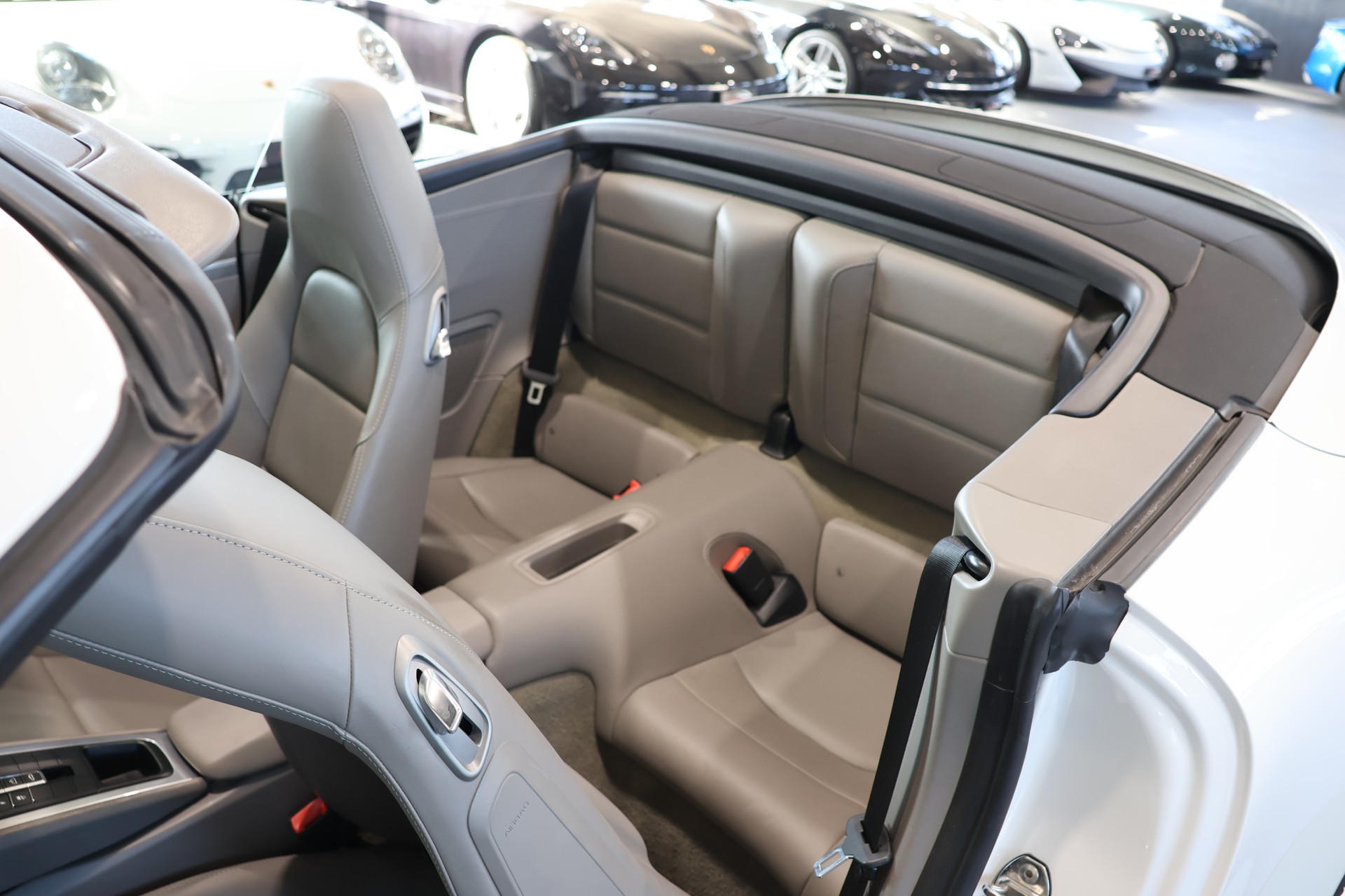 PORSCHE 911 Cabrio Carrera S PDK-image-14