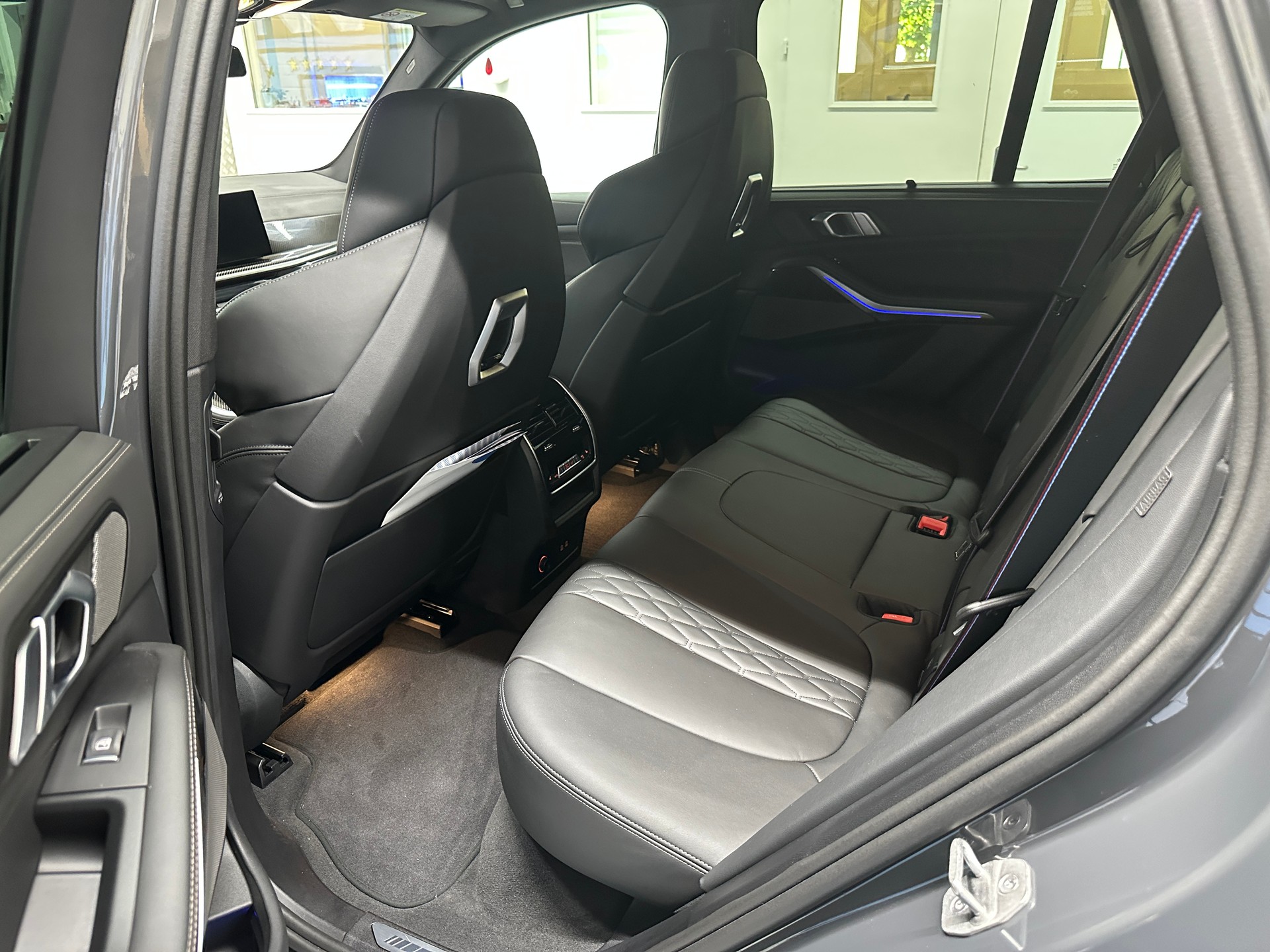 BMW X5 xDrive 48V 40d M Sport Pro Steptronic-image-9