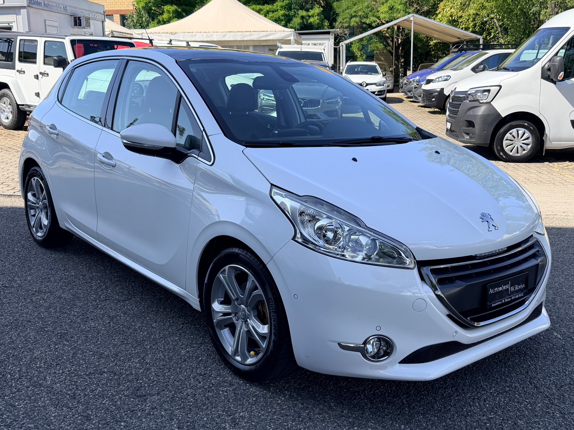 PEUGEOT 208 1.6 VTI Allure Automatik-image-0