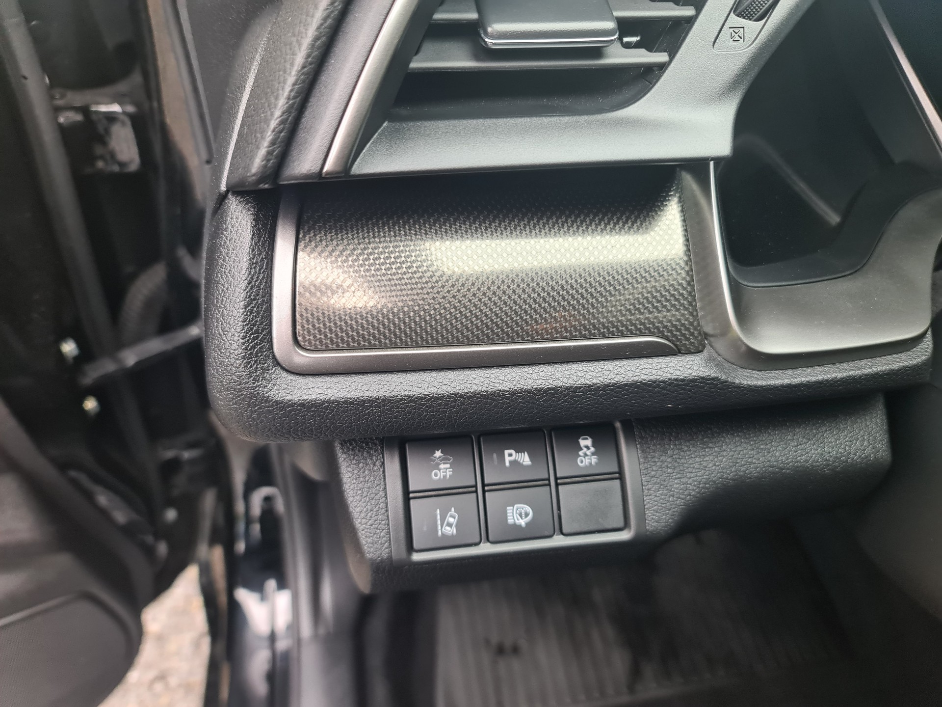 HONDA Civic 1.5 VTEC Prestige CVT-image-6
