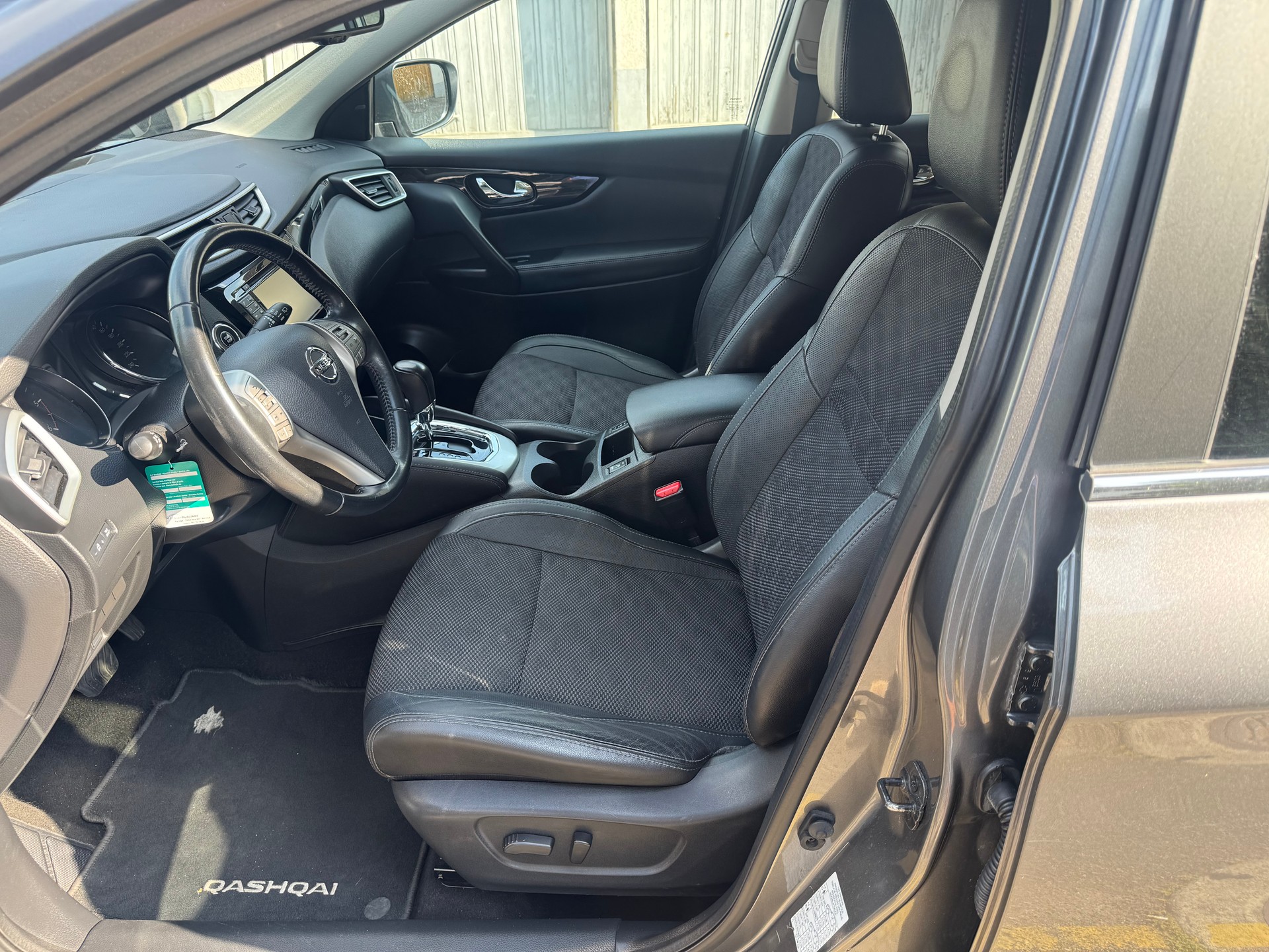 NISSAN Qashqai 1.6 dCi tekna Xtronic CVT-image-3
