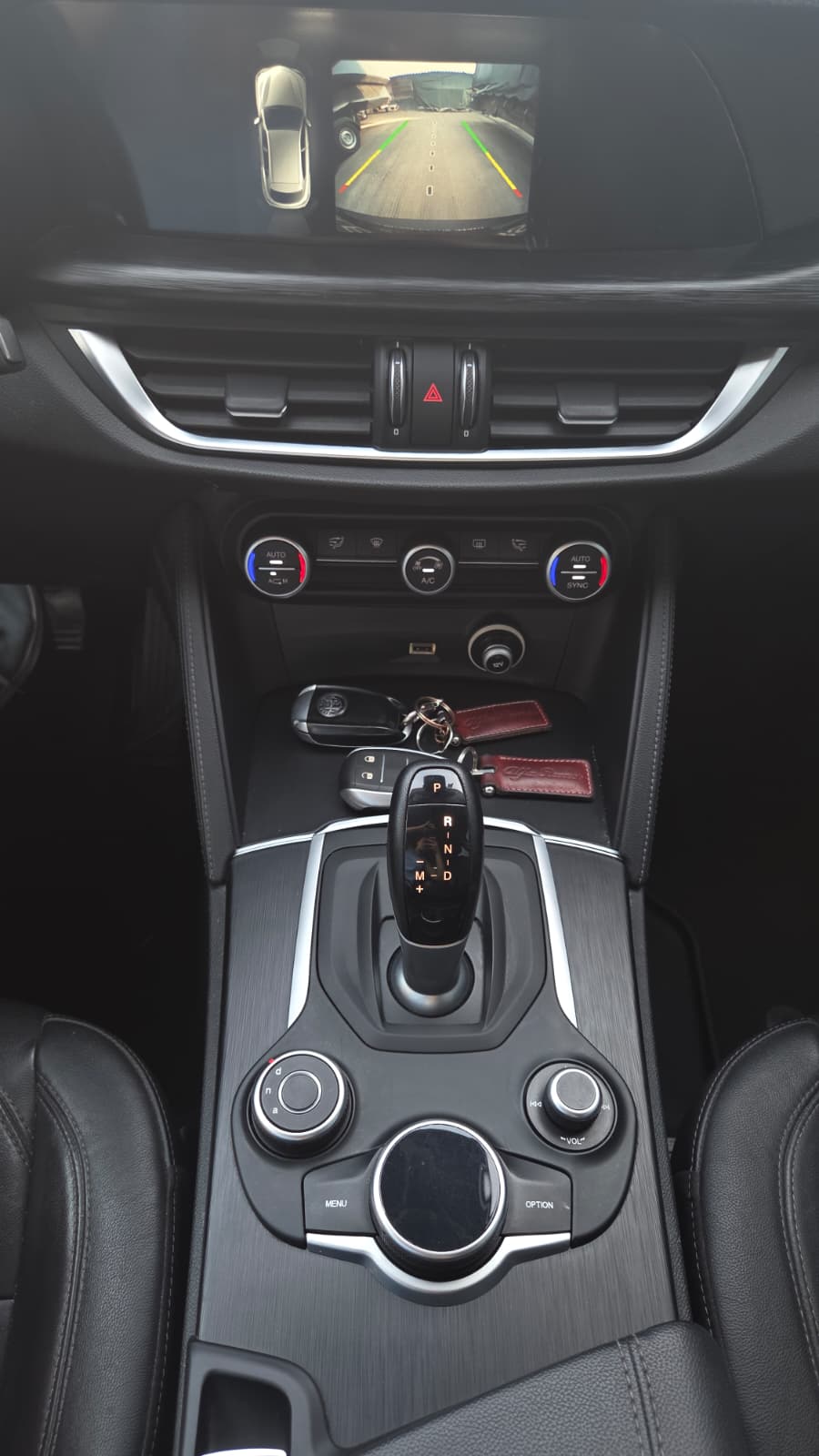 ALFA ROMEO Stelvio 2.0 Executive Q4 Automatic-image-10