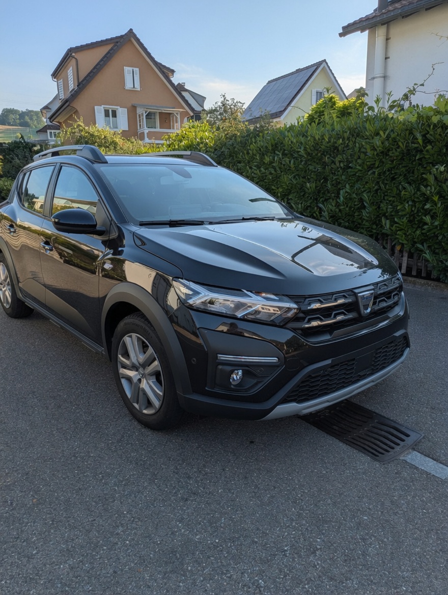 DACIA 1.0 TCe 110 Stepway Expression-image-0