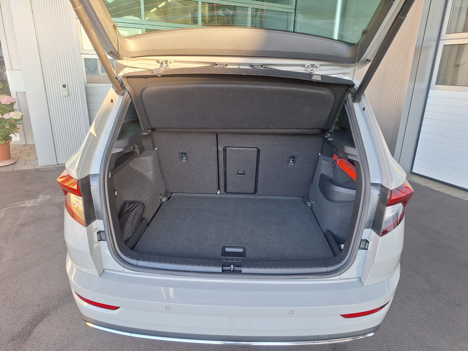 SKODA Karoq 2.0 TSI SportLine 4x4 DSG-image-8