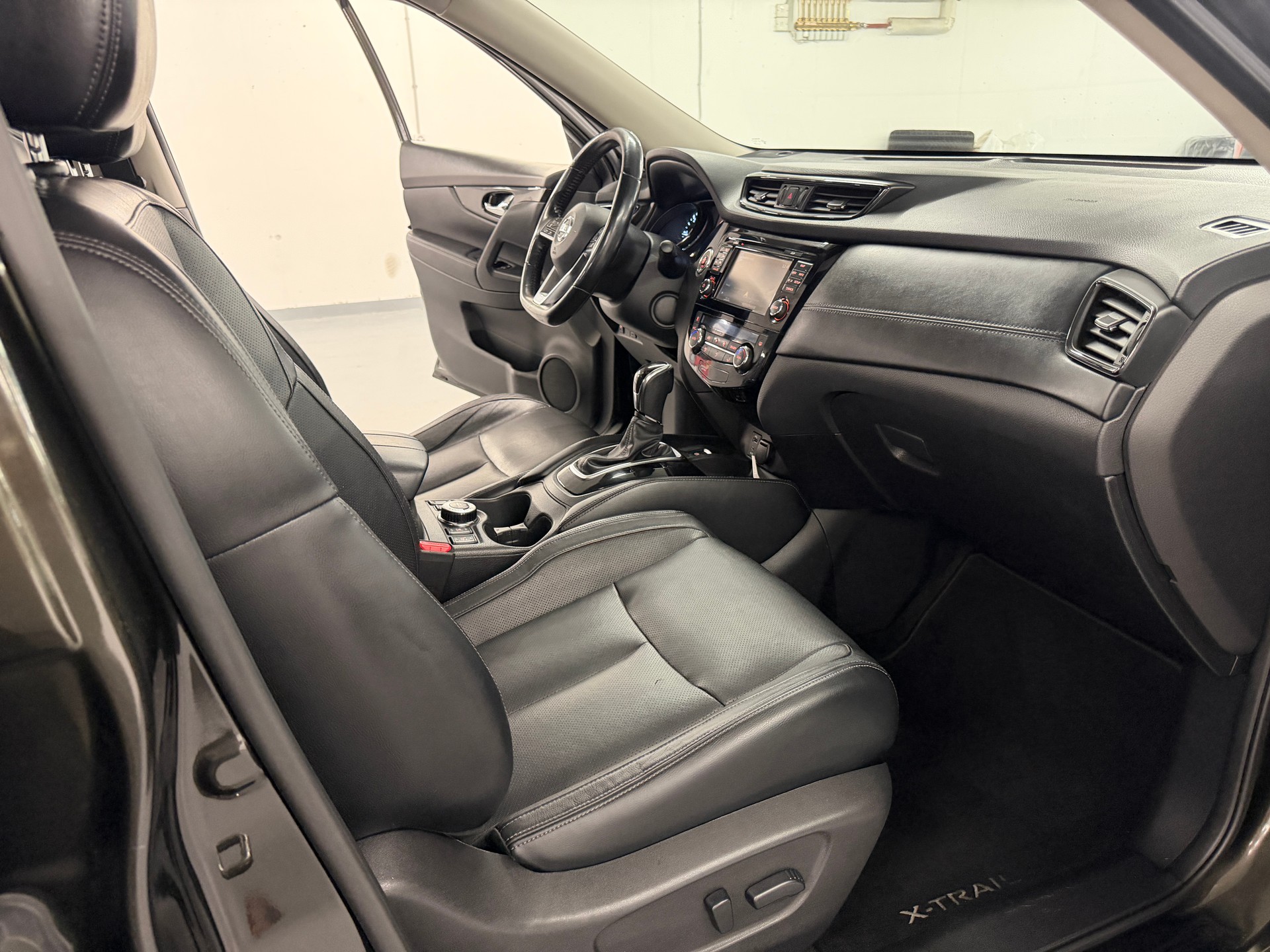 NISSAN X-Trail 2.0 dCi tekna Xtronic CVT ALL-MODE 4x4-image-17