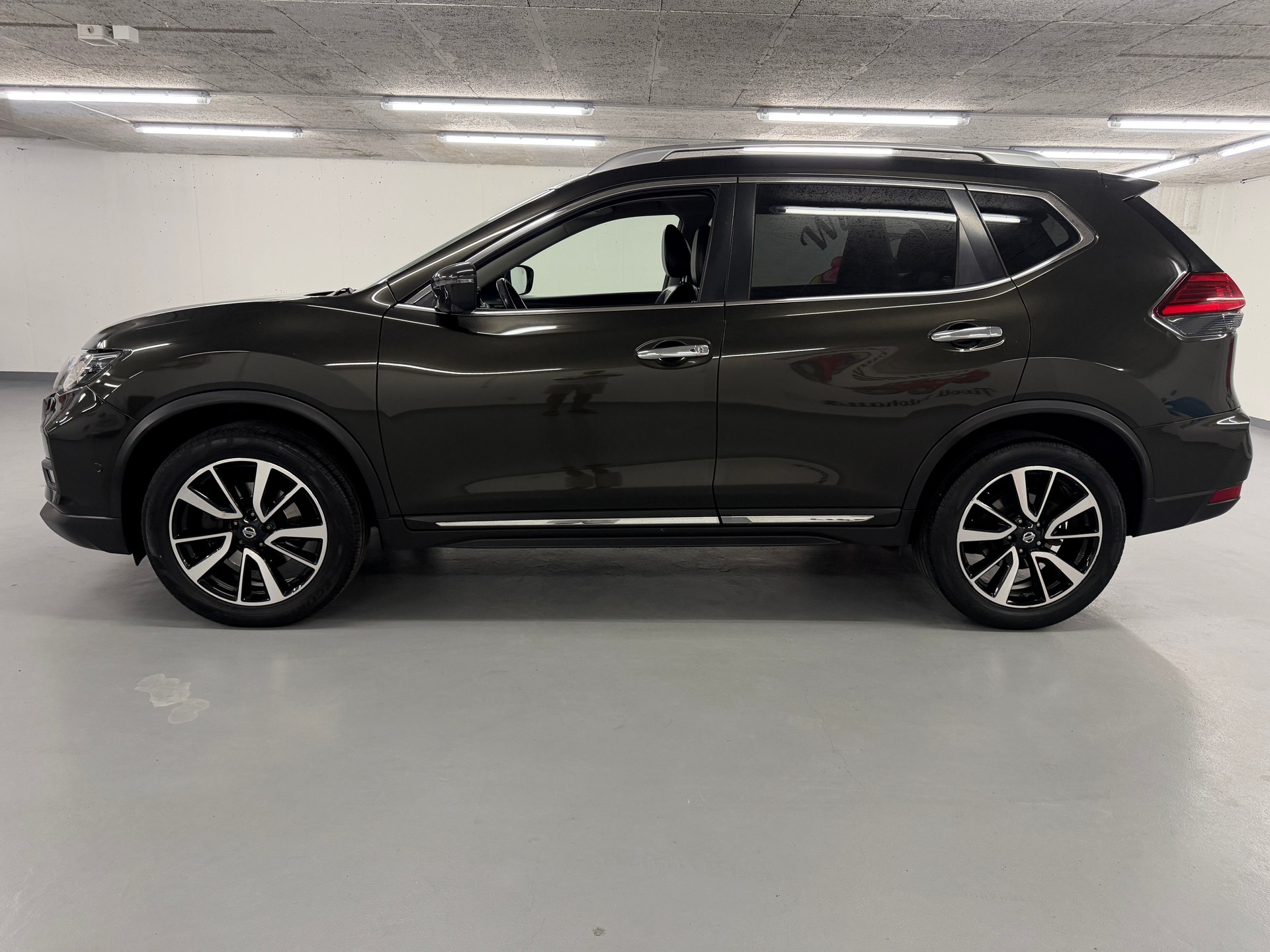 NISSAN X-Trail 2.0 dCi tekna Xtronic CVT ALL-MODE 4x4-image-4