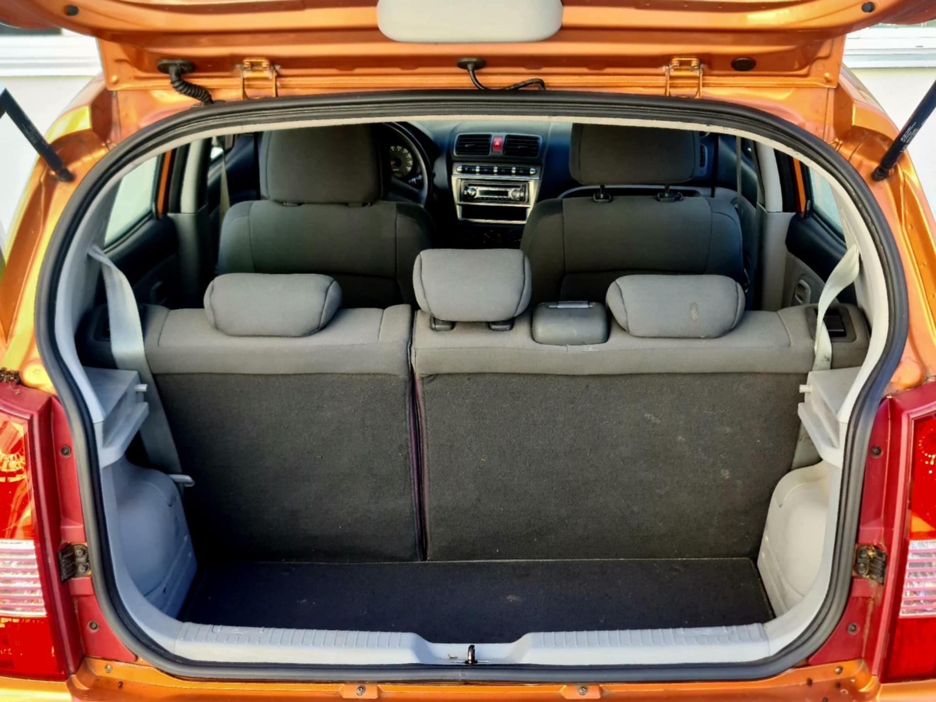 KIA Picanto 1.1 EX-image-9