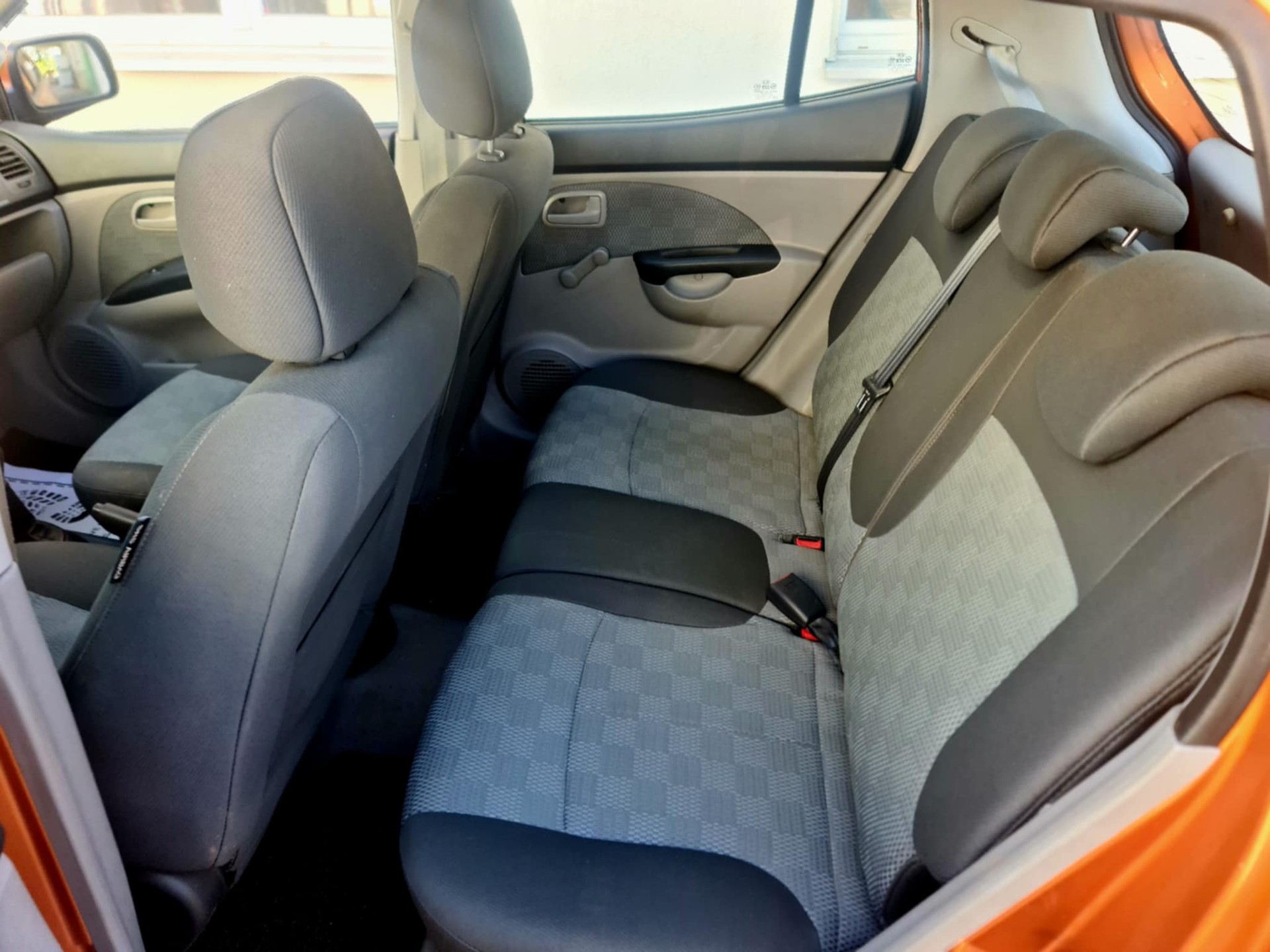 KIA Picanto 1.1 EX-image-12