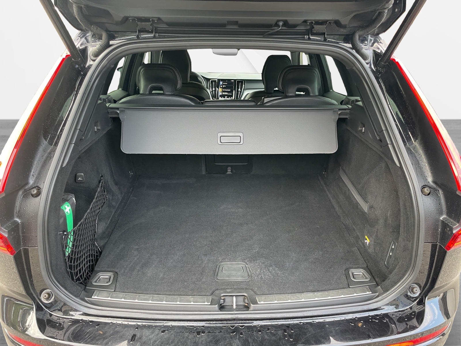 VOLVO XC60 2.0 T5 Momentum AWD-image-14