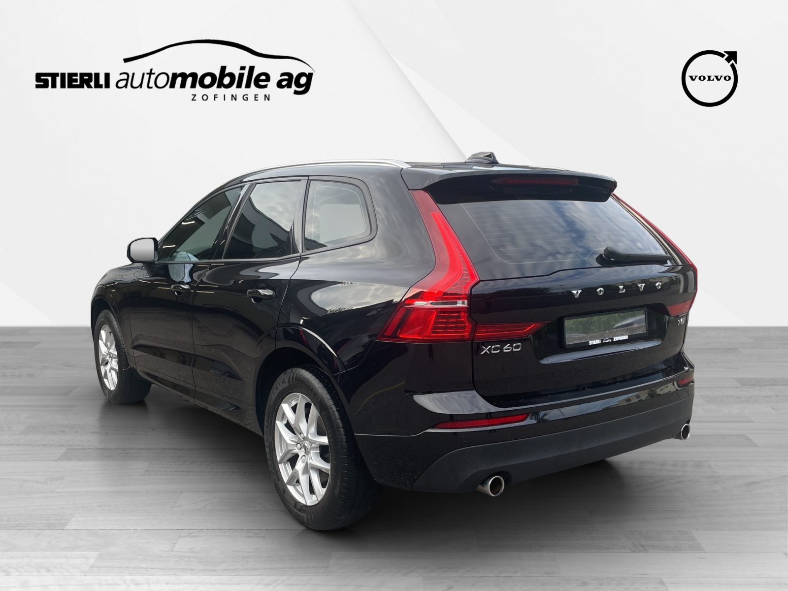 VOLVO XC60 2.0 T5 Momentum AWD-image-6