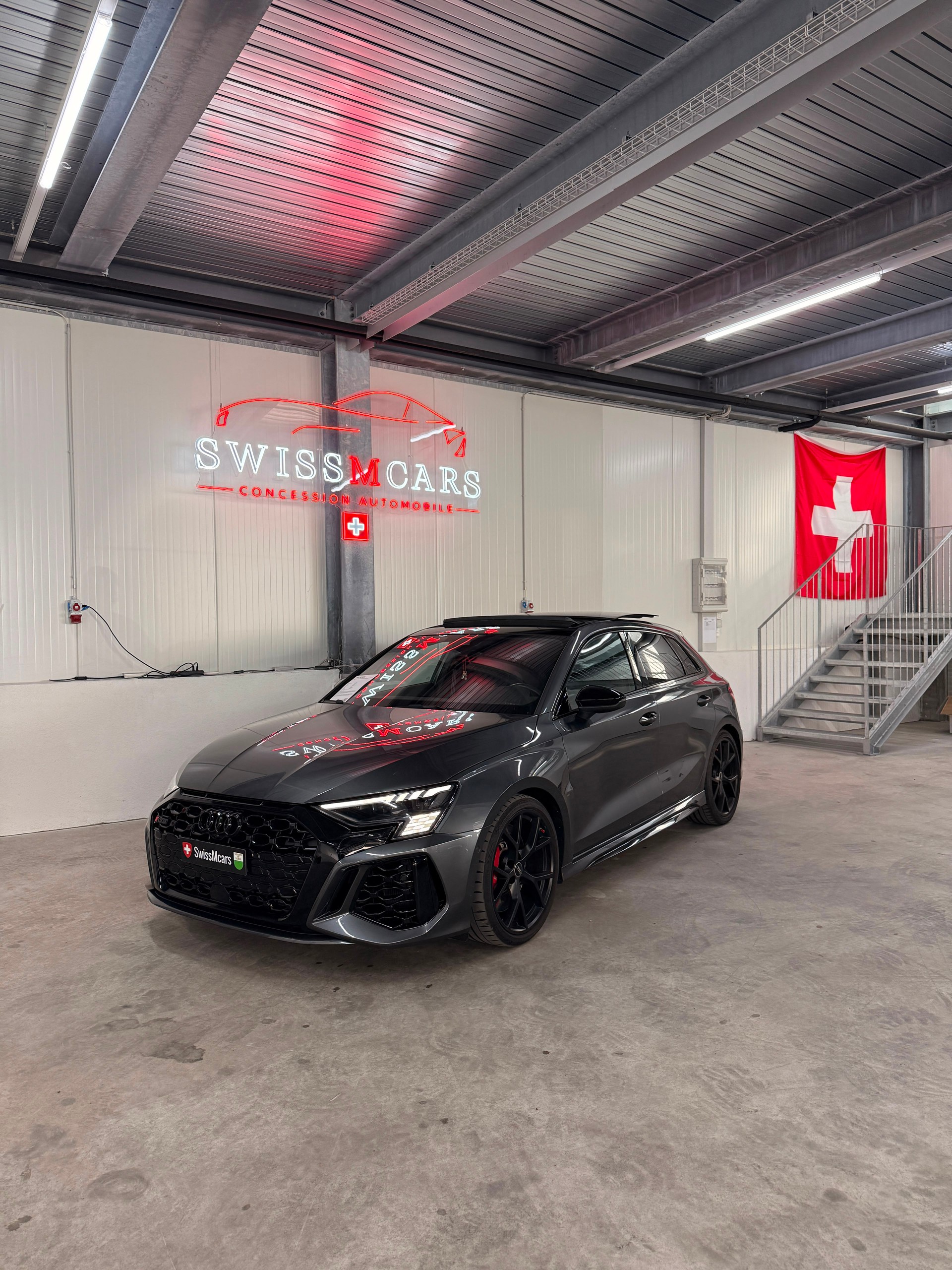 AUDI RS3 Sportback 2.5 TSI quattro S-tronic-image-1