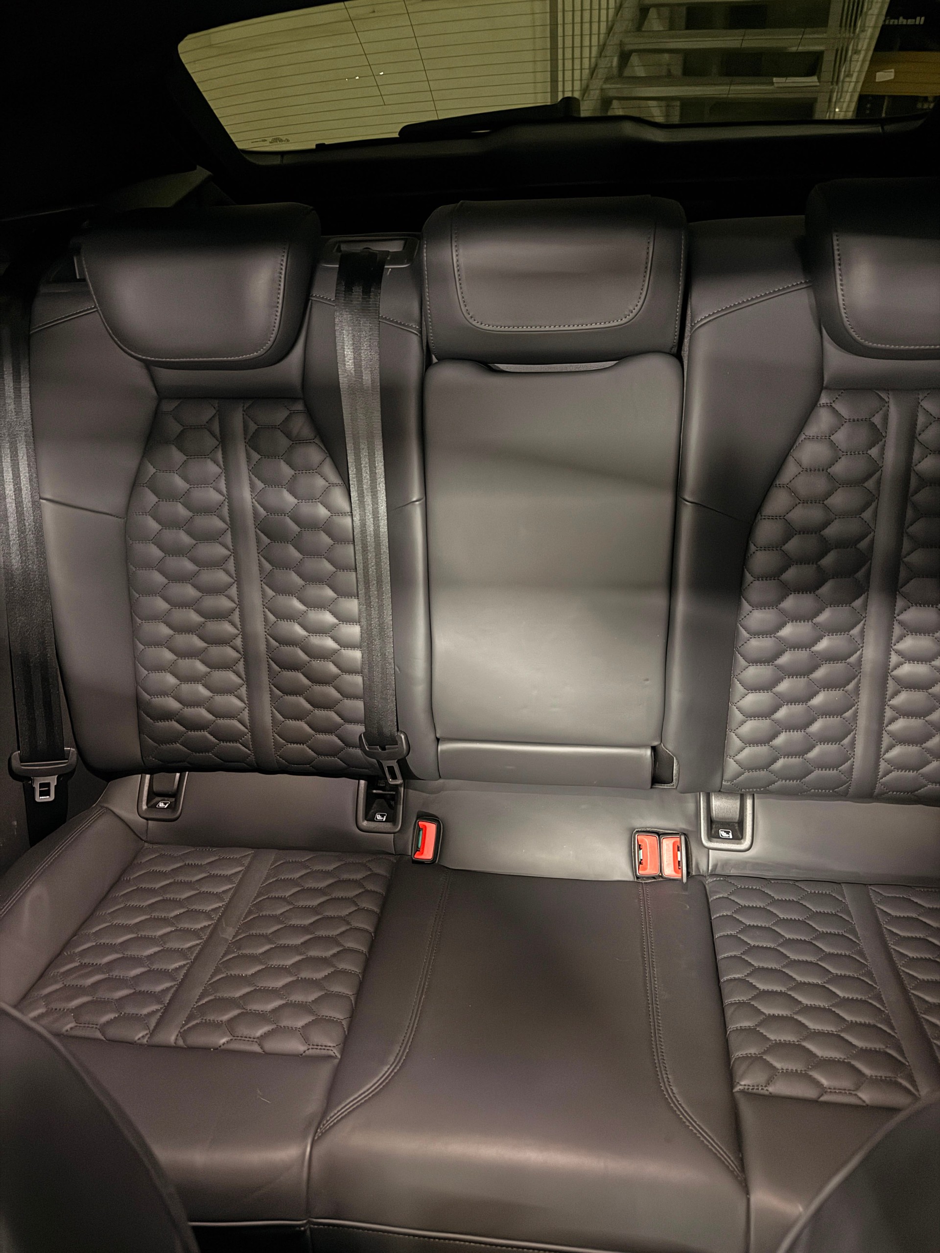 AUDI RS3 Sportback 2.5 TSI quattro S-tronic-image-8