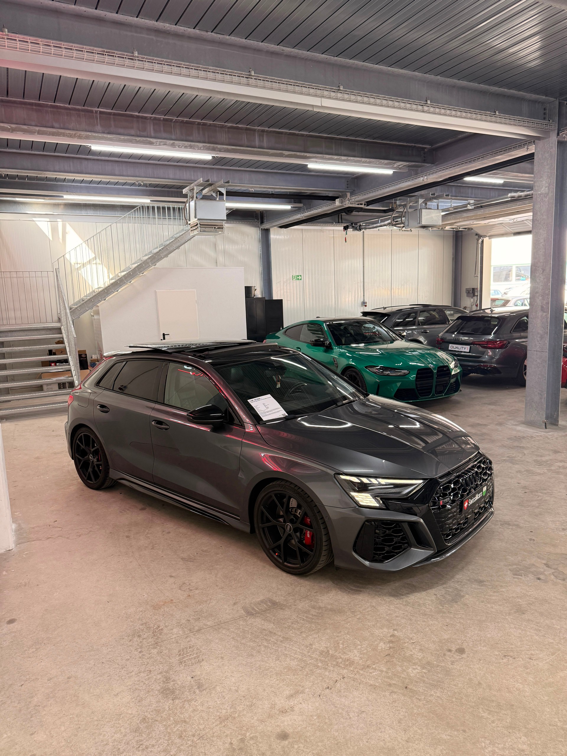 AUDI RS3 Sportback 2.5 TSI quattro S-tronic-image-4
