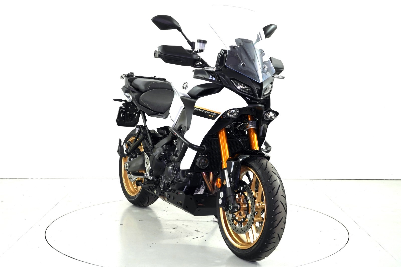YAMAHA Tracer 9 GT ABS-showroom-element-1