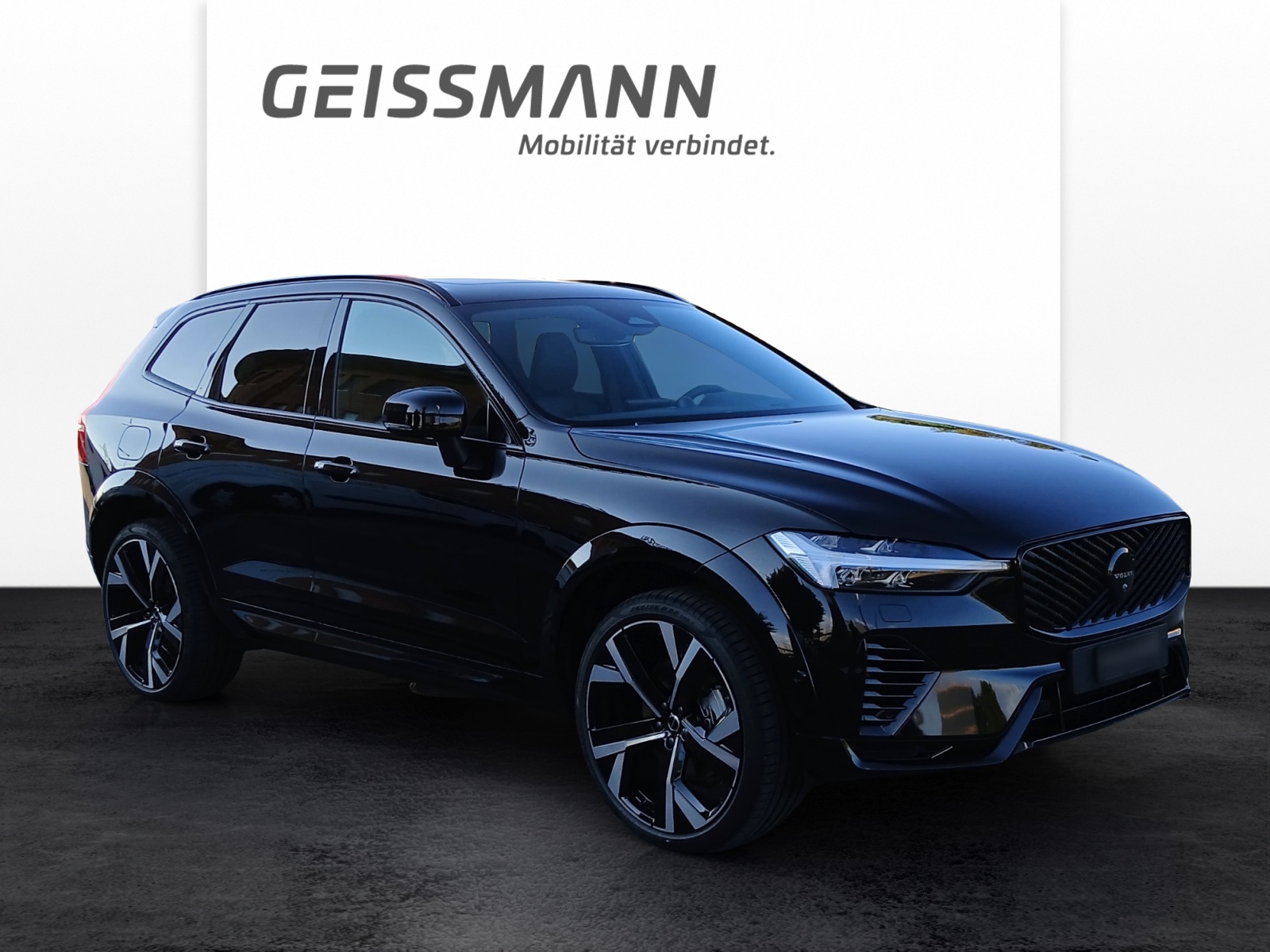 VOLVO XC60 2.0 T8 TE Black Edition eAWD-showroom-element-1