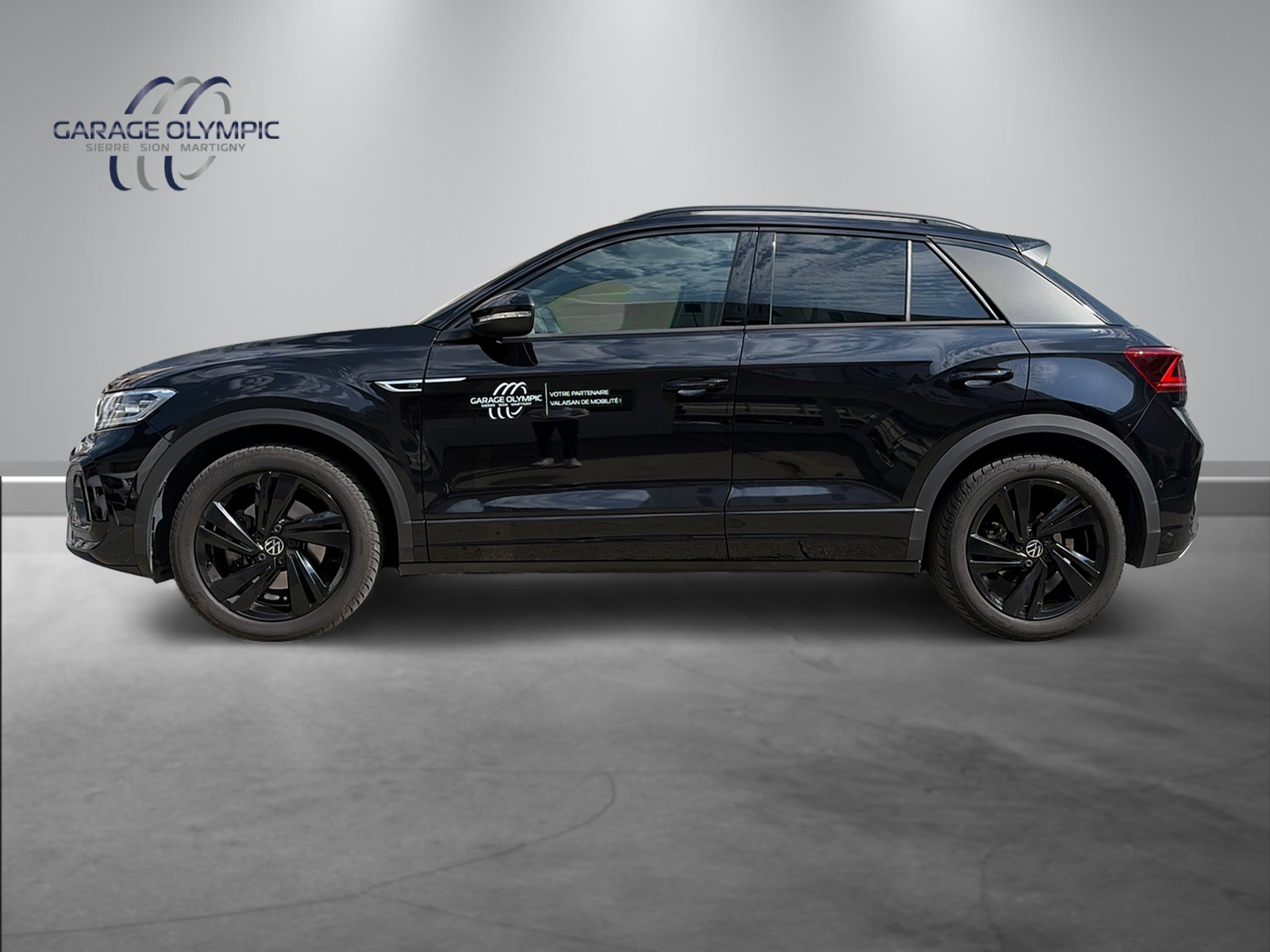VW T-Roc 2.0 TSI R-Line DSG 4Motion-image-1