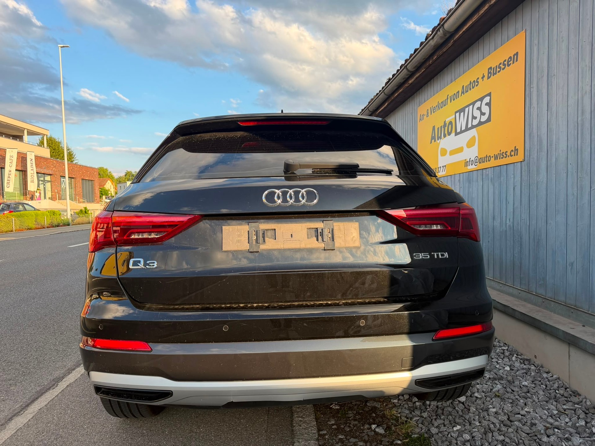 AUDI Q3 35 TDI S-tronic-image-6