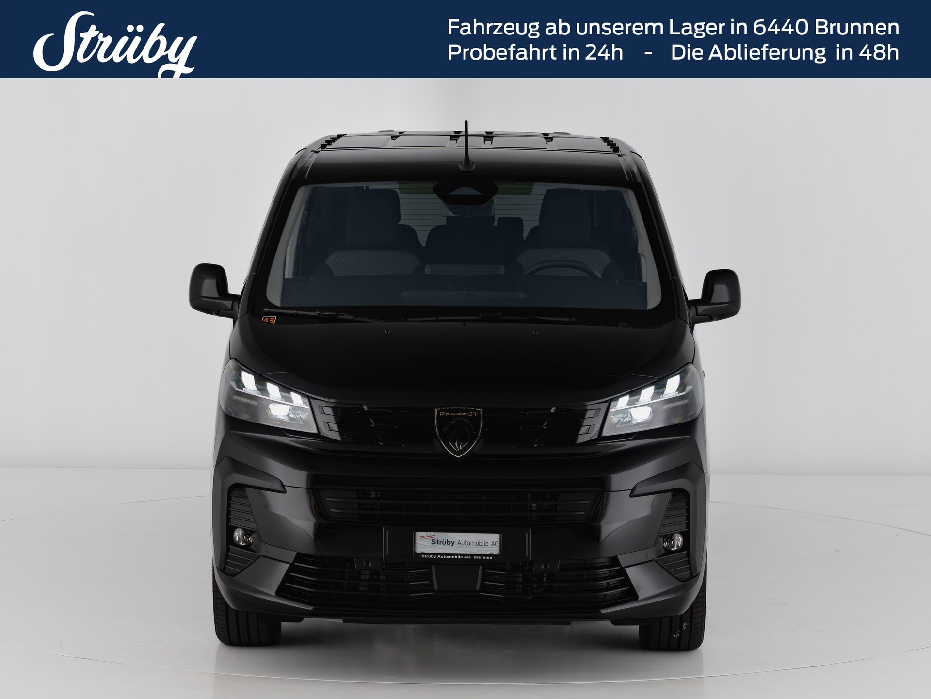 PEUGEOT Traveller Standard 2.2 BlueHDi 180PS Family Edition S/S-image-2