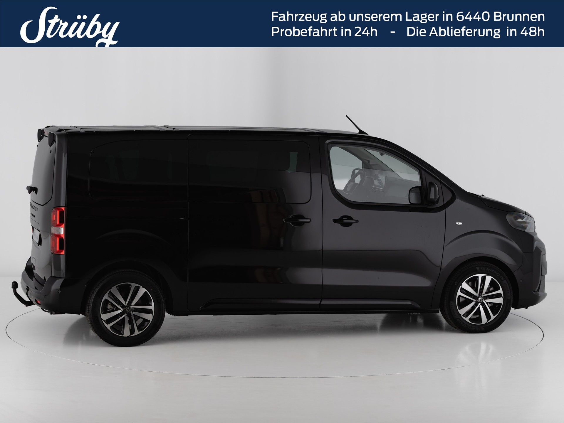 PEUGEOT Traveller Standard 2.2 BlueHDi 180PS Family Edition S/S-image-8