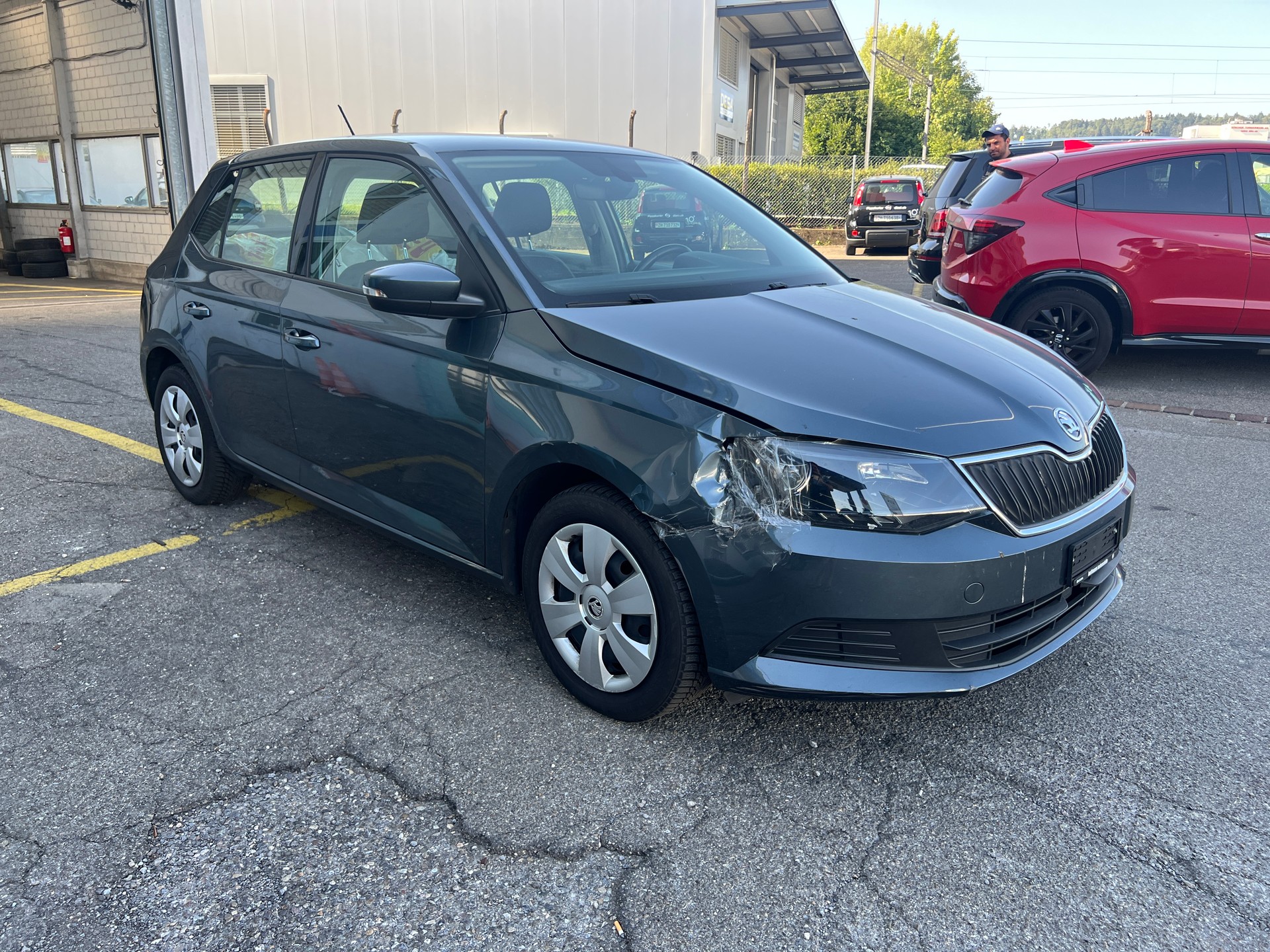 SKODA Fabia 1.2 TSI Ambition-image-2
