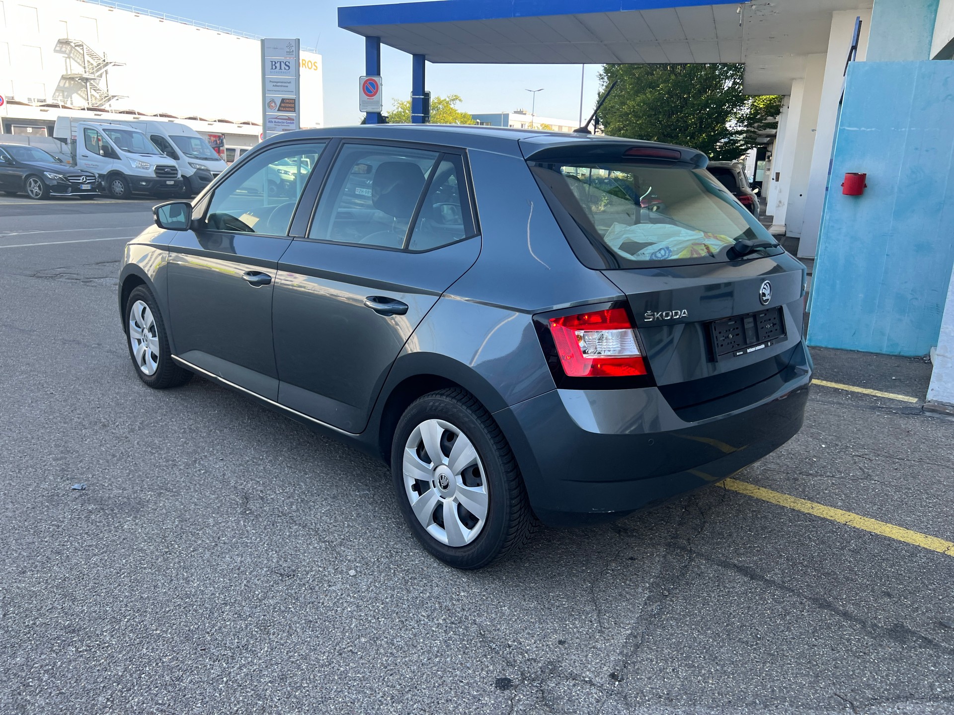 SKODA Fabia 1.2 TSI Ambition-image-6