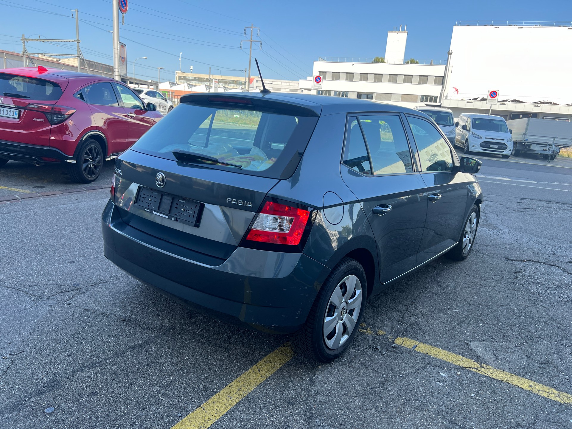SKODA Fabia 1.2 TSI Ambition-image-4