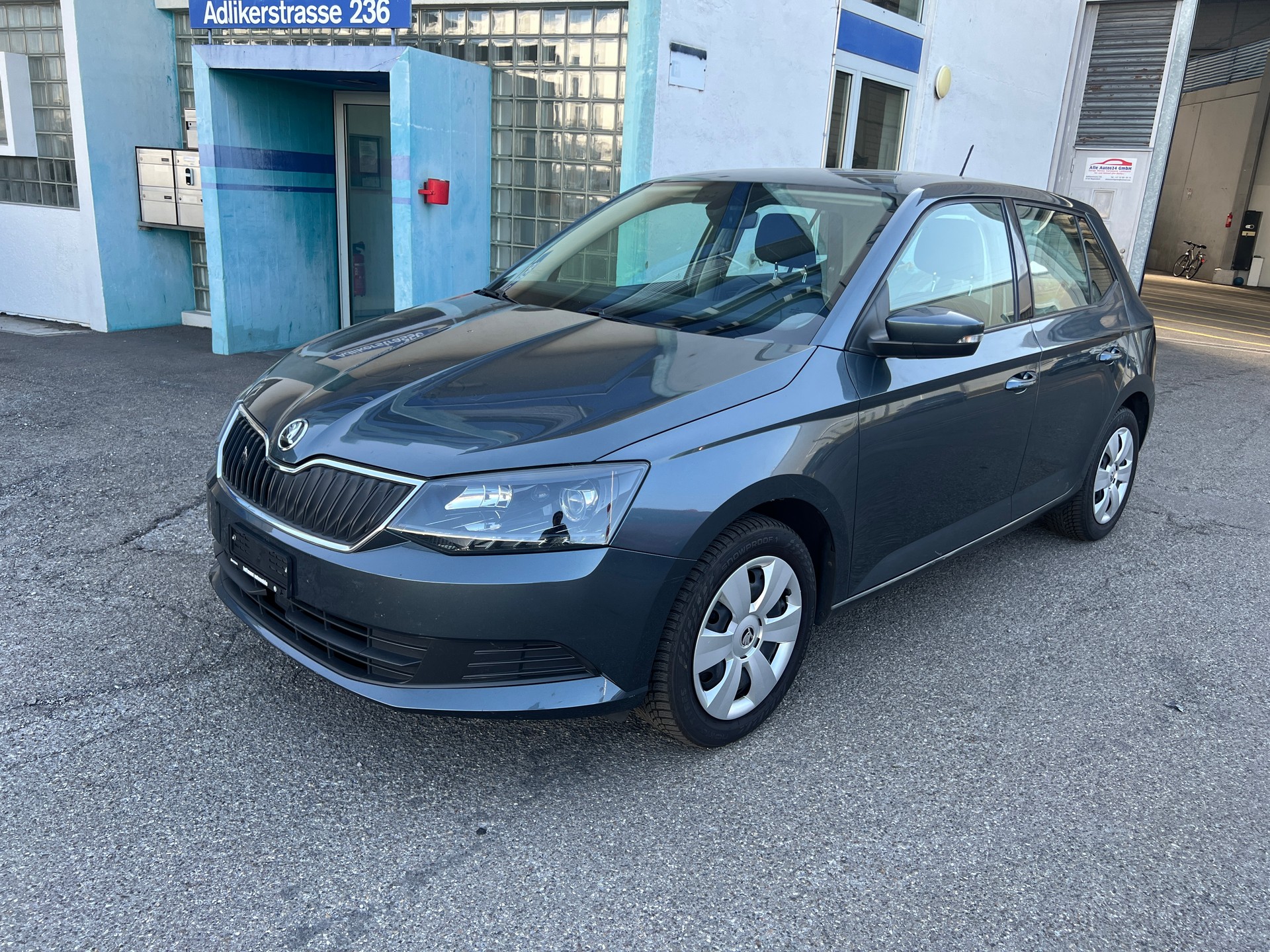 SKODA Fabia 1.2 TSI Ambition-image-0