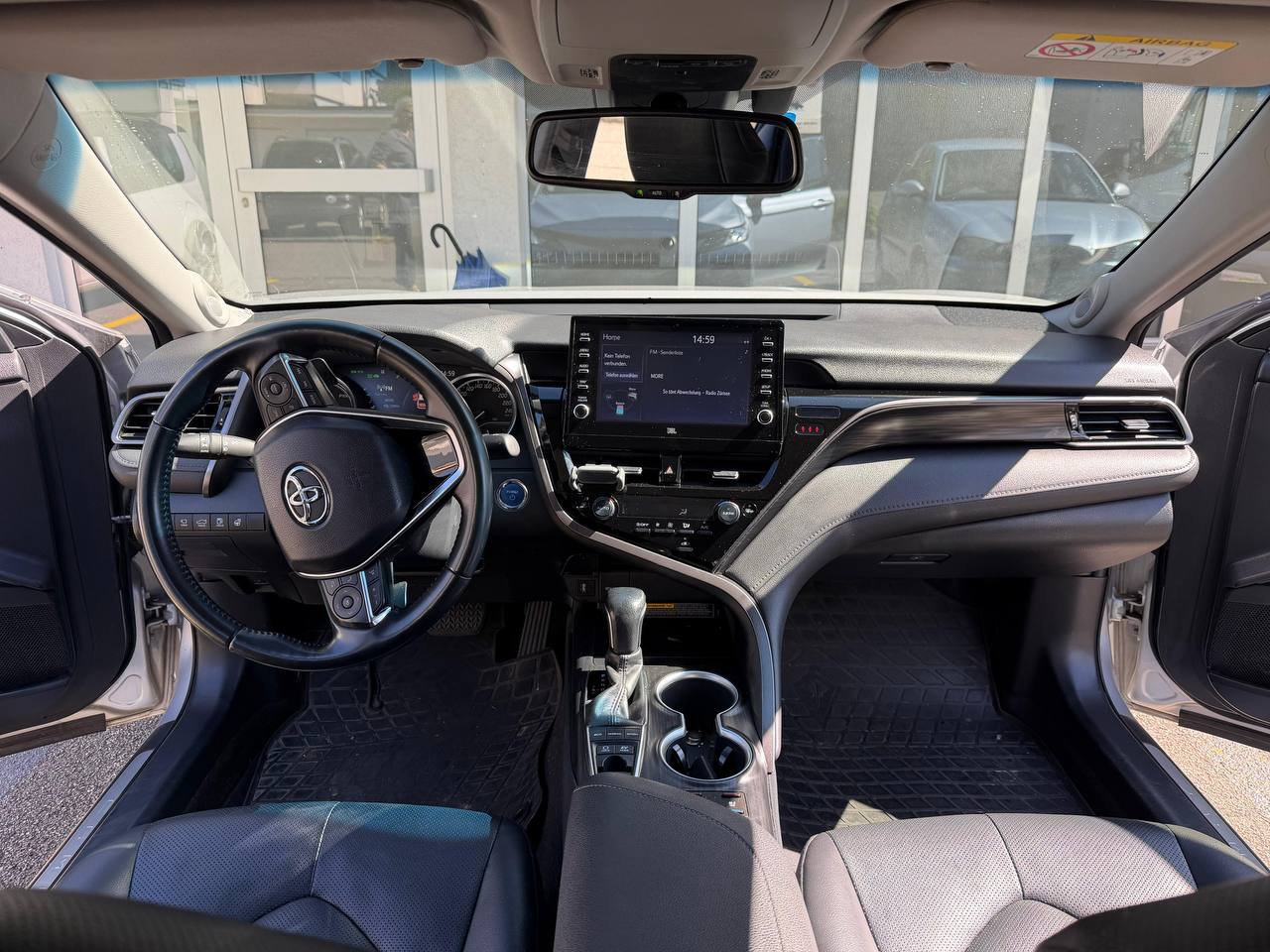 TOYOTA 2.5 HSD Premium-image-4