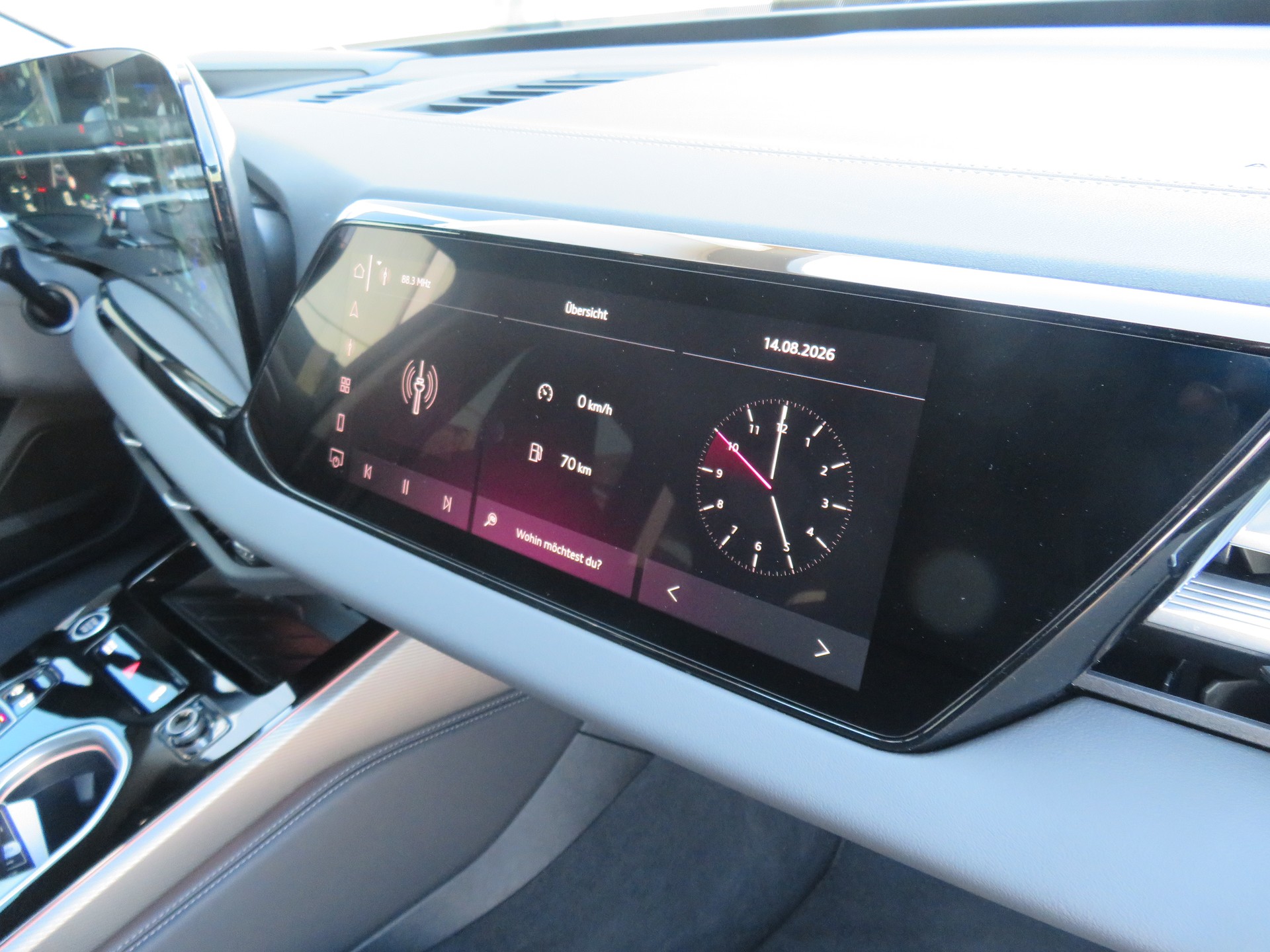 AUDI A6 Avant TFSI quattro "S-Line" S tronic-image-11