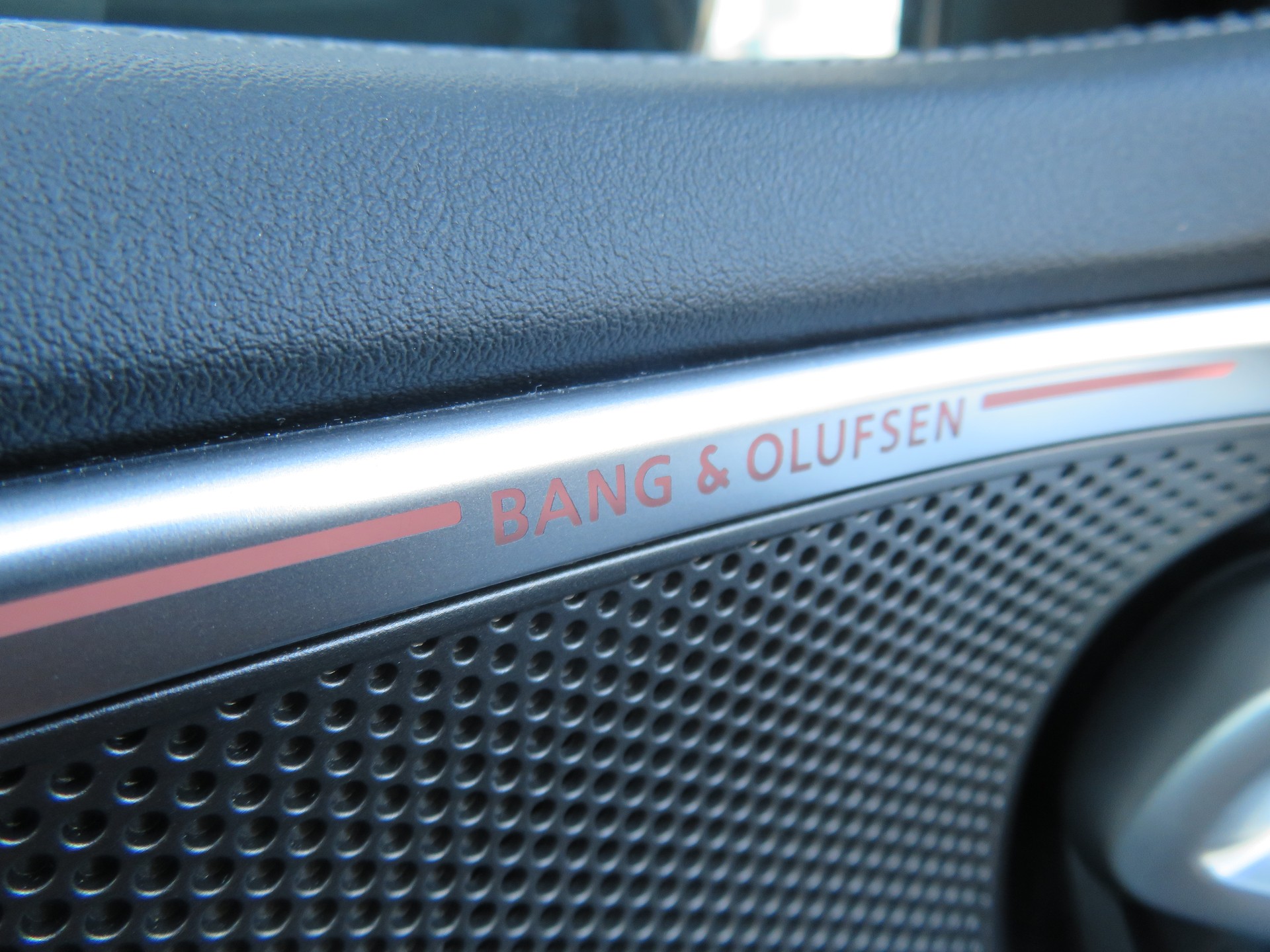 AUDI A6 Avant TFSI quattro "S-Line" S tronic-image-7