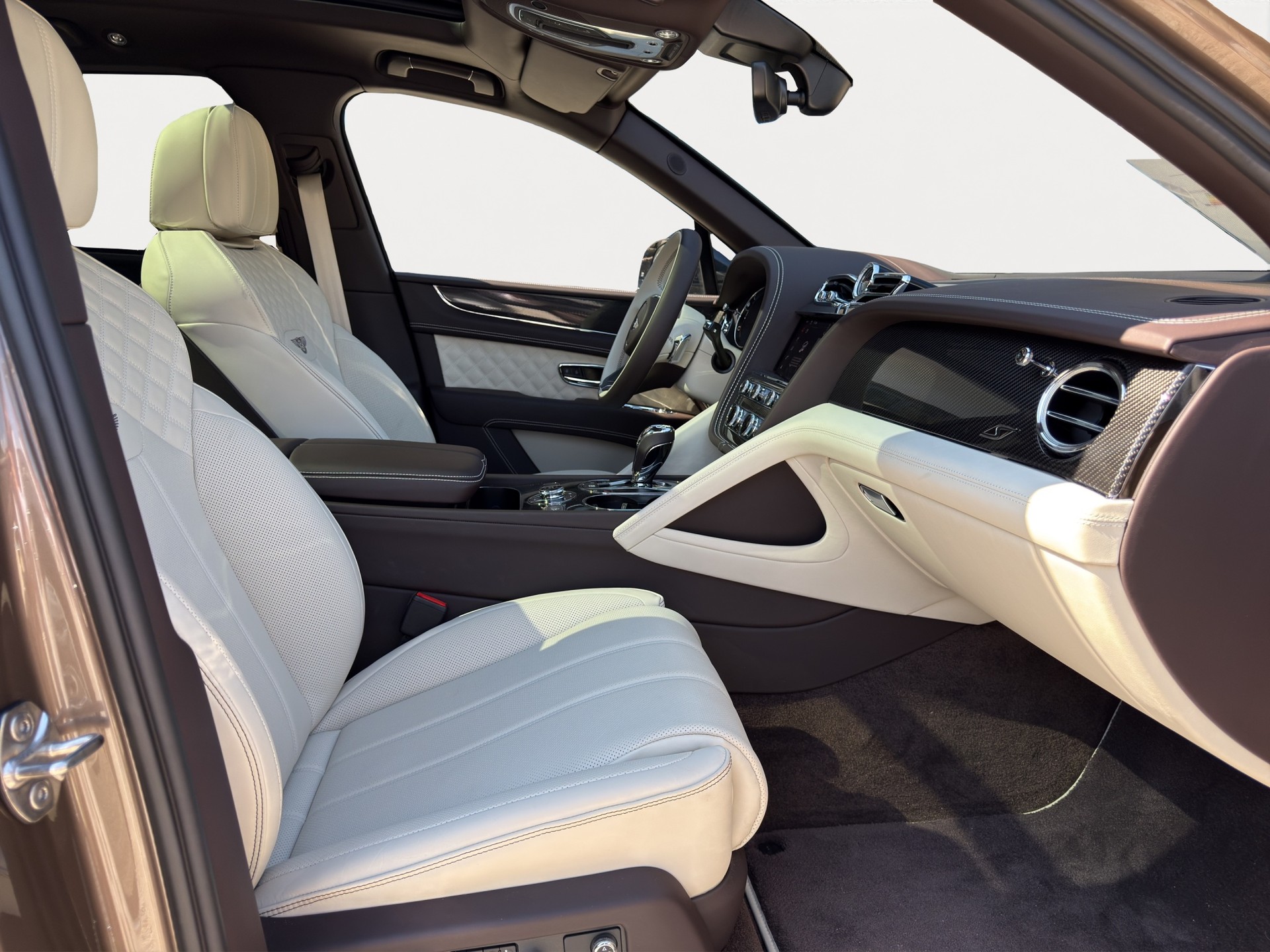 BENTLEY Bentayga V6 Hybrid-image-13