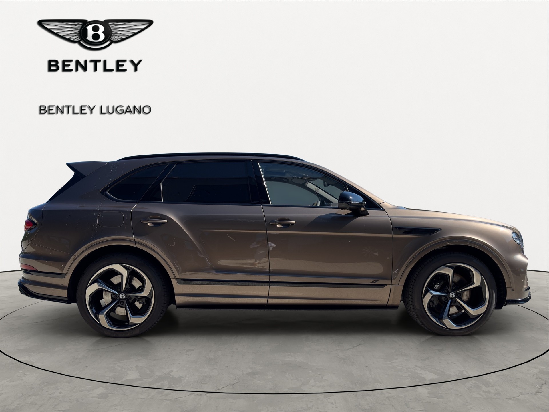 BENTLEY Bentayga V6 Hybrid-showroom-element-1
